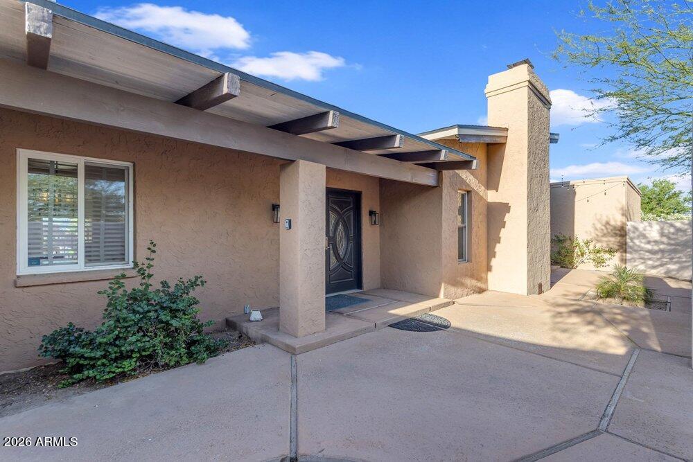 6802 E PARADISE Parkway