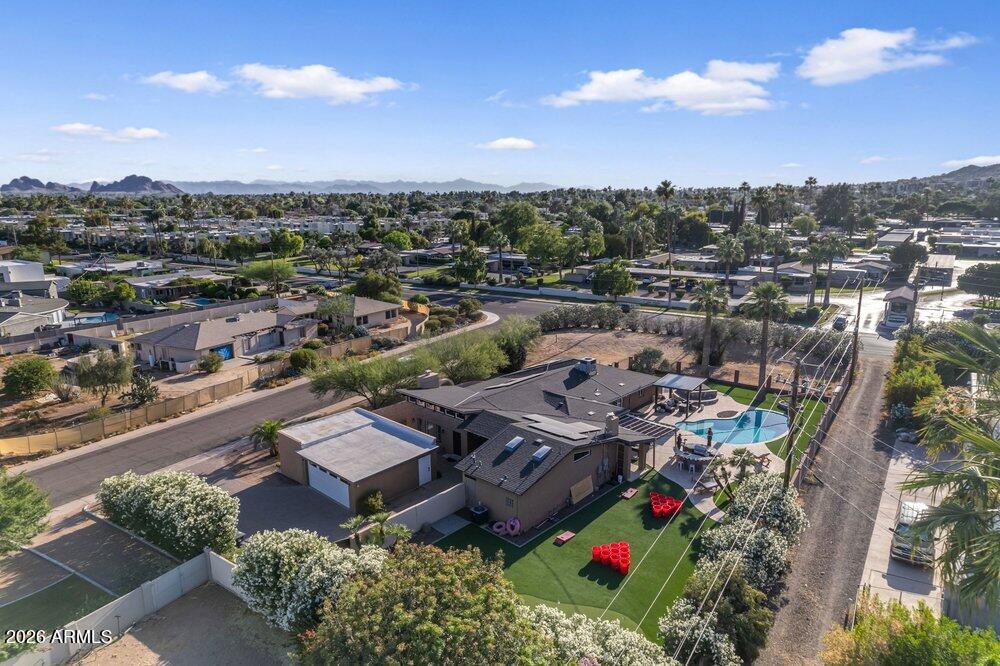 6802 E PARADISE Parkway