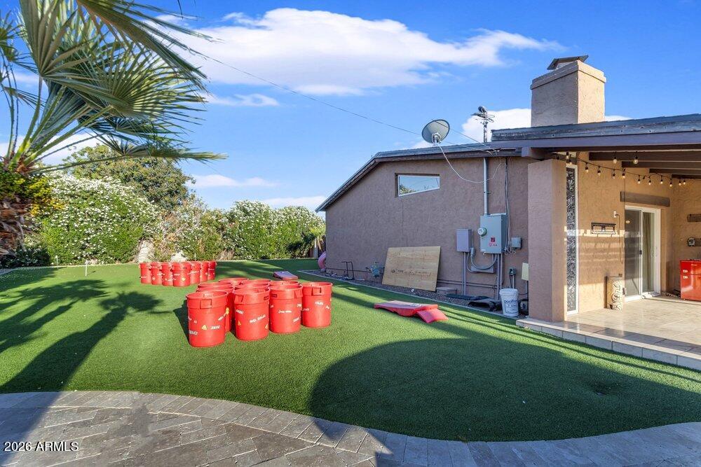 6802 E PARADISE Parkway