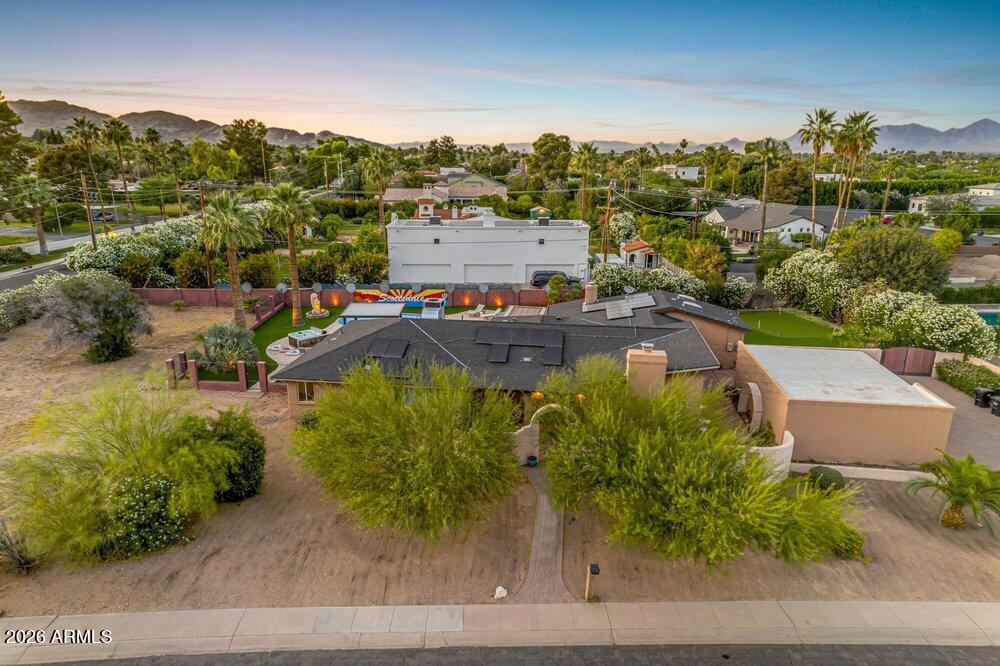 6802 E PARADISE Parkway