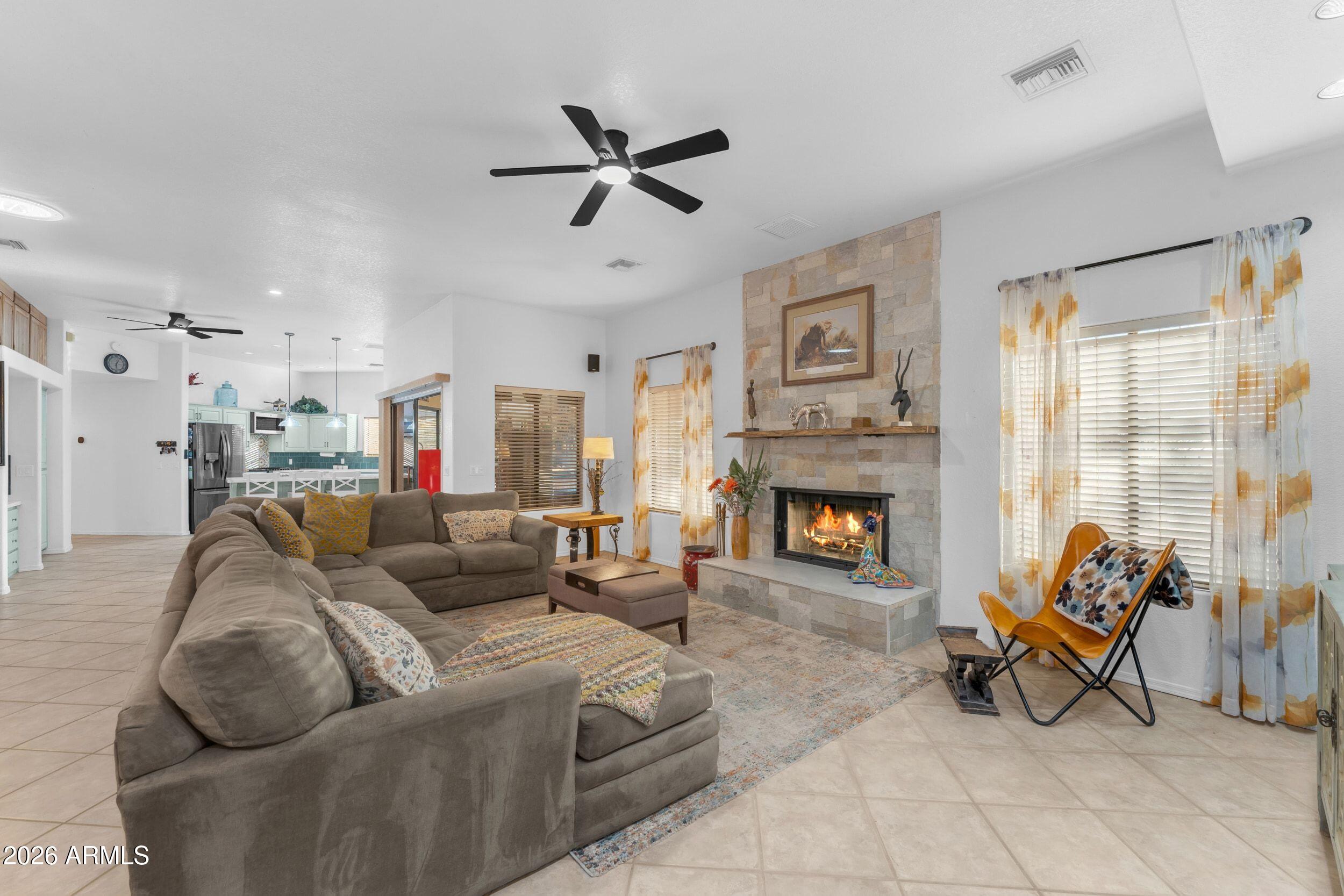 4284 N COLT Road