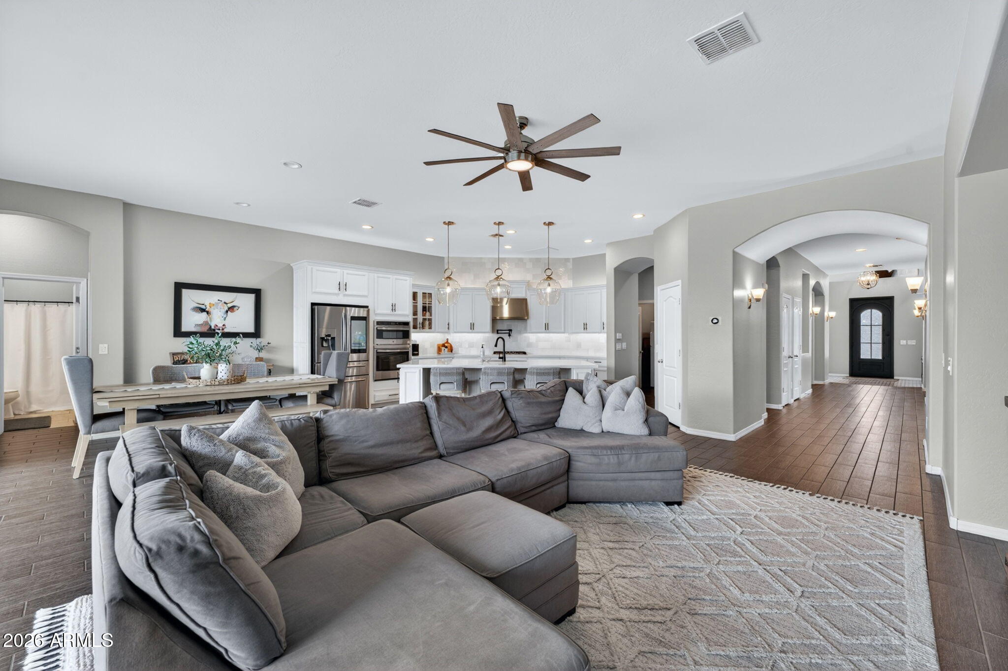 22138 E CREEKSIDE Drive