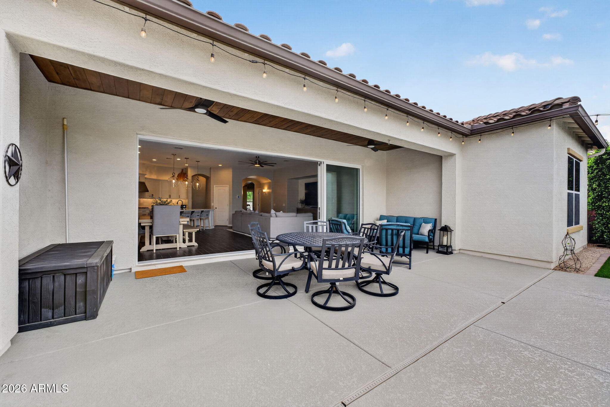 22138 E CREEKSIDE Drive