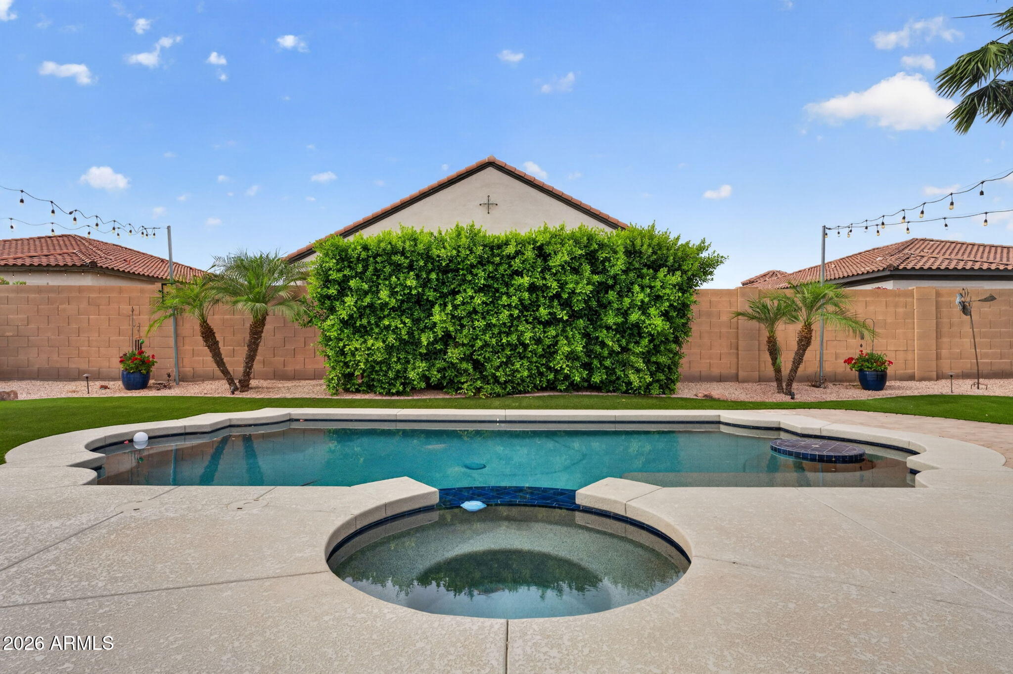 22138 E CREEKSIDE Drive