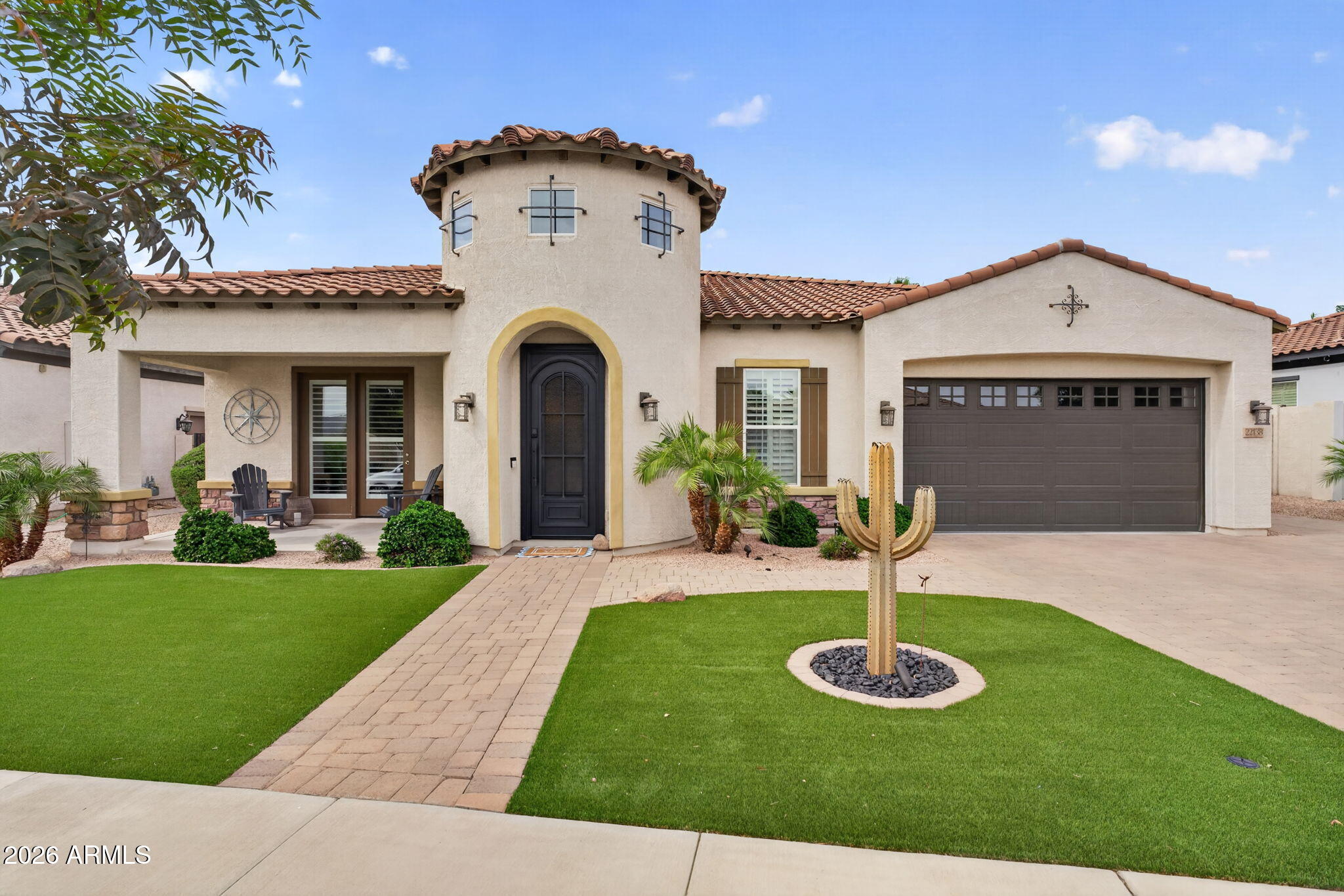 22138 E CREEKSIDE Drive