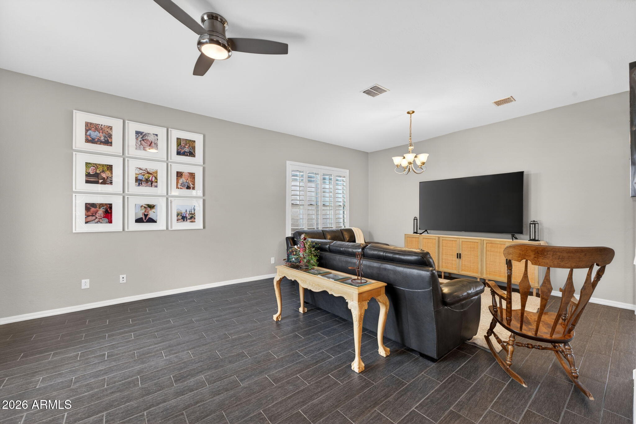 22138 E CREEKSIDE Drive