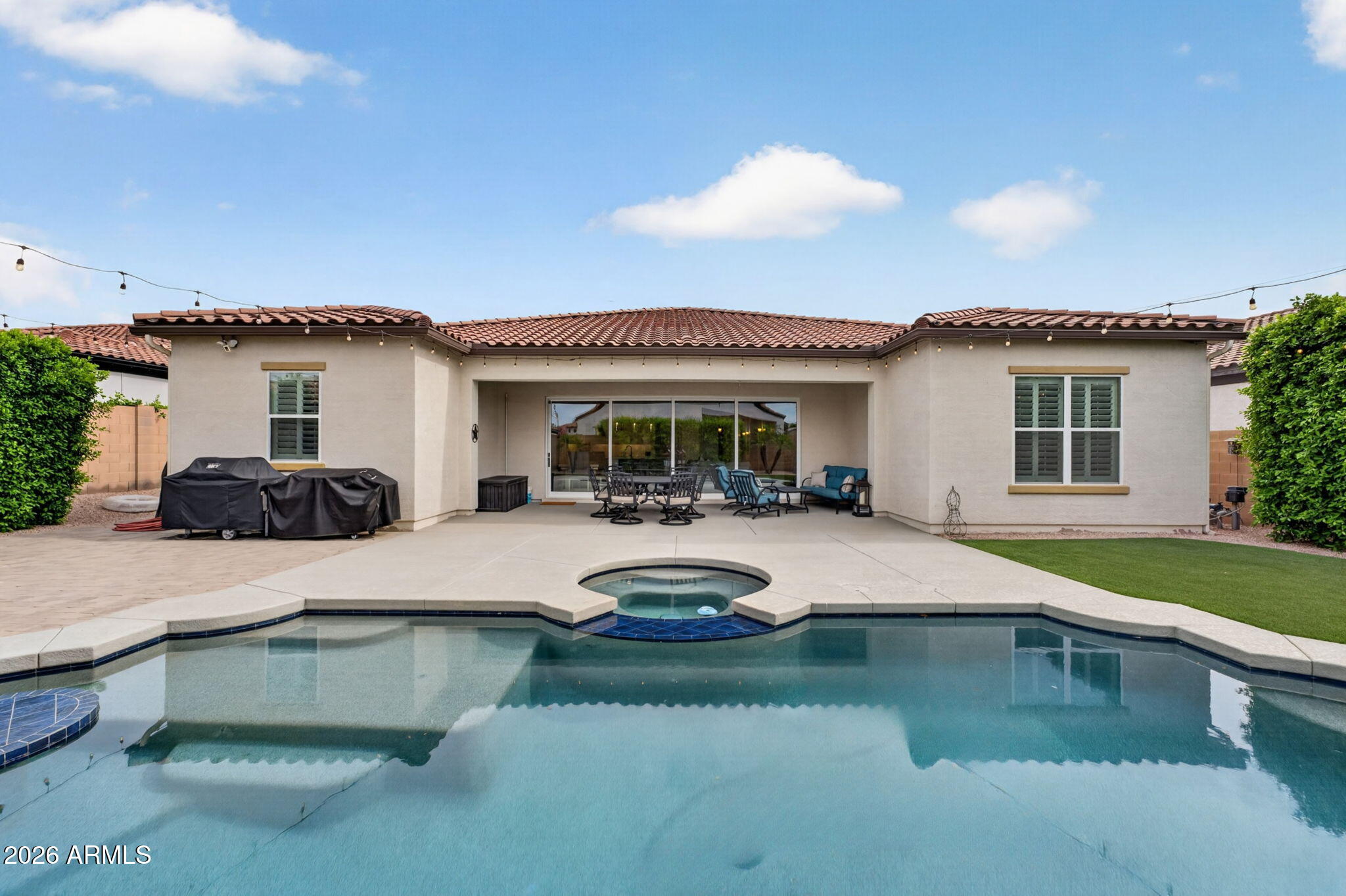 22138 E CREEKSIDE Drive