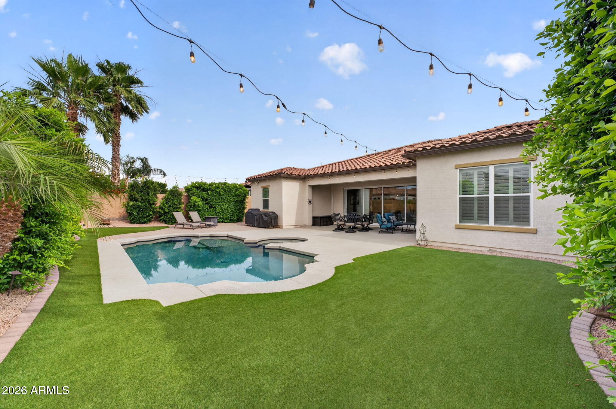 22138 E CREEKSIDE Drive
