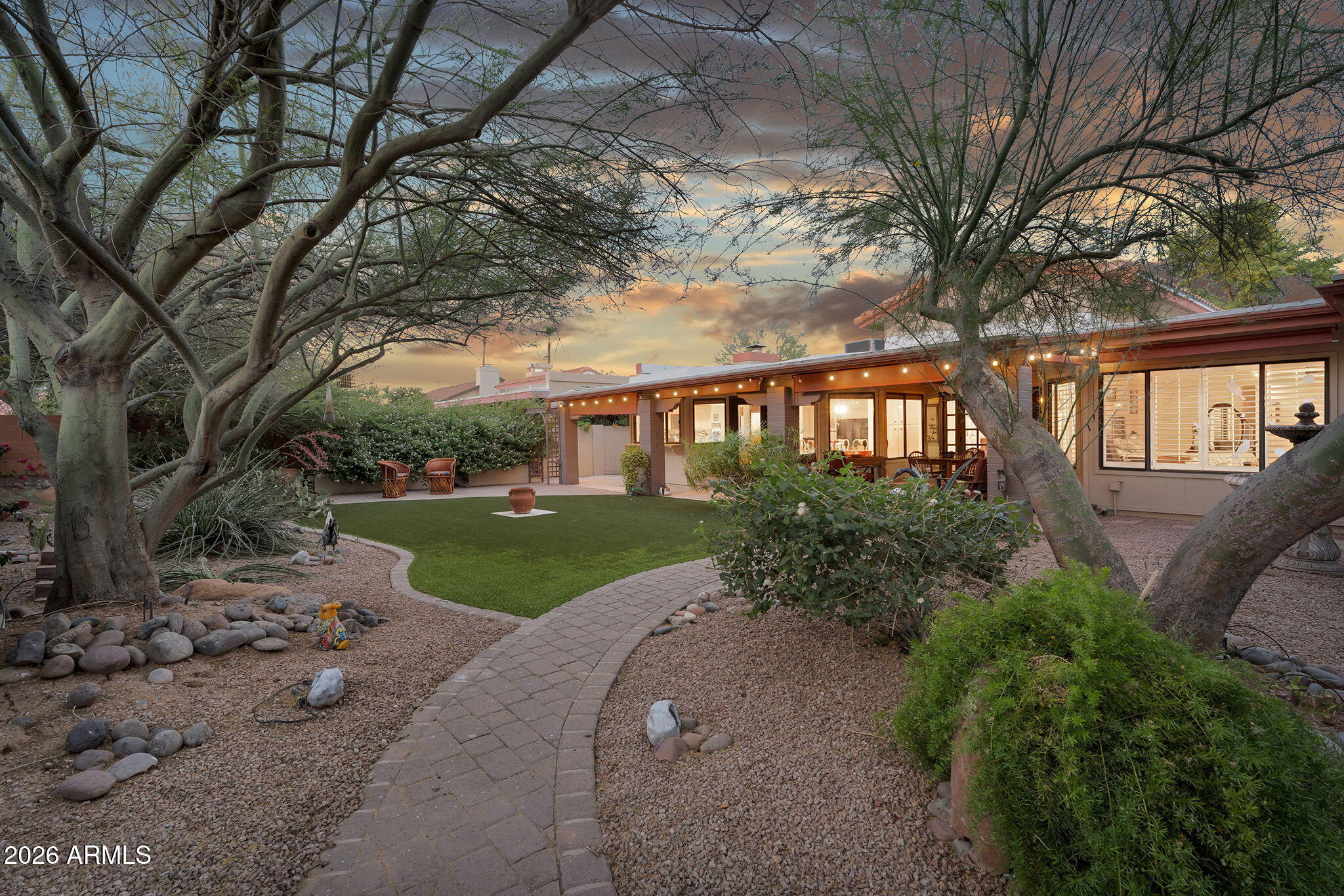 8850 S LOS FELIZ Drive