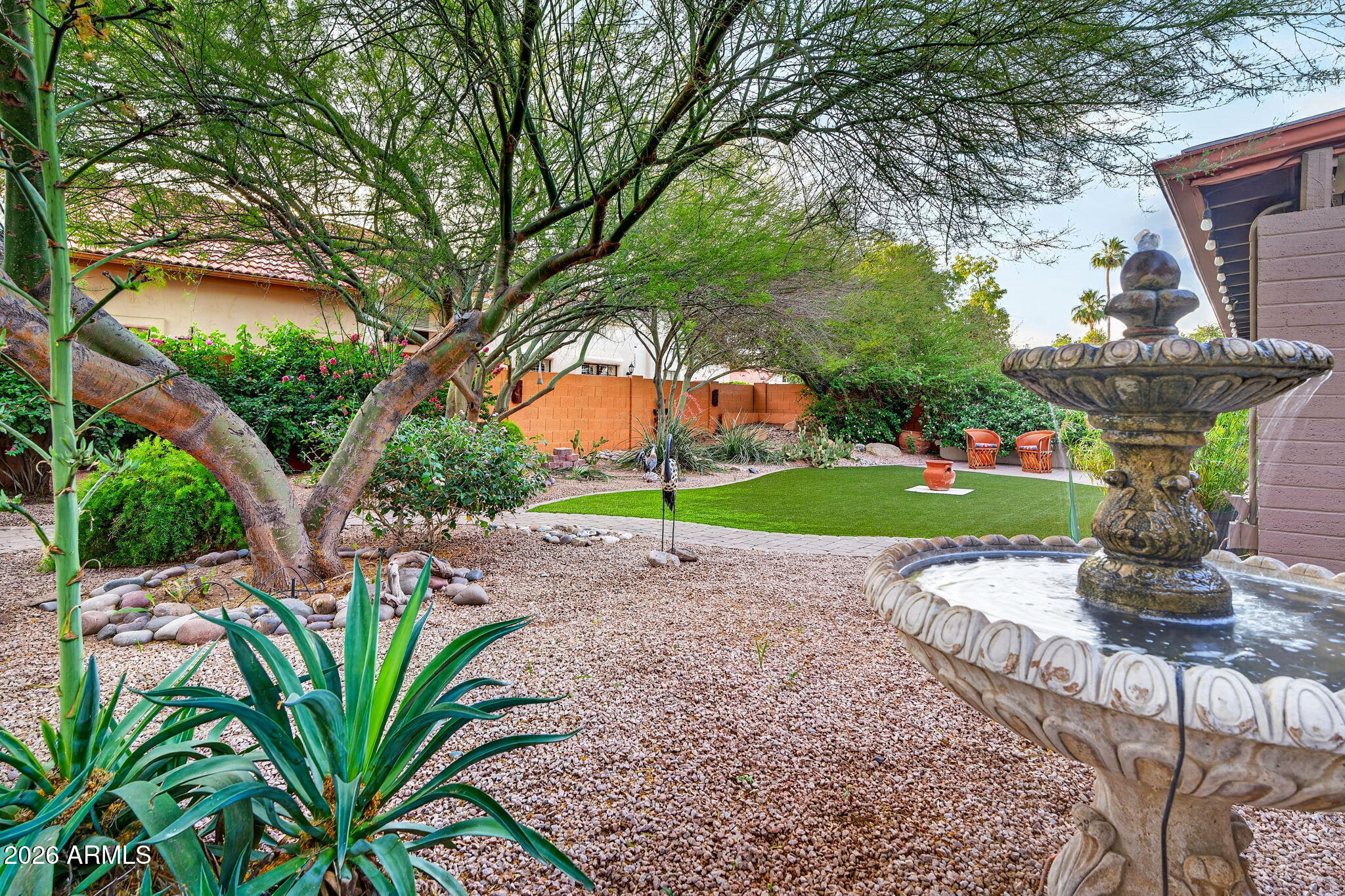 8850 S LOS FELIZ Drive