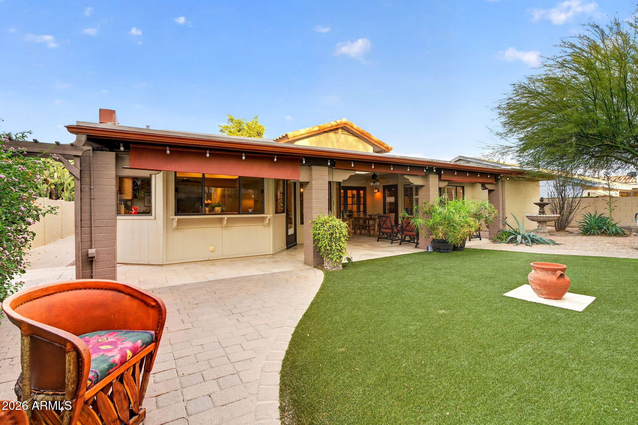 8850 S LOS FELIZ Drive
