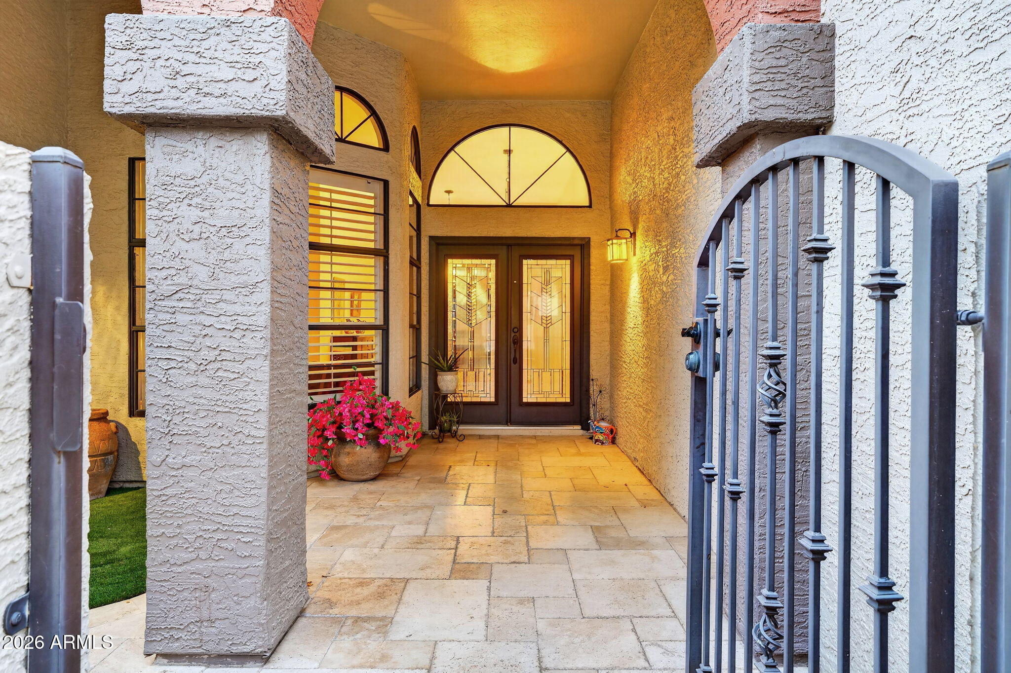 8850 S LOS FELIZ Drive