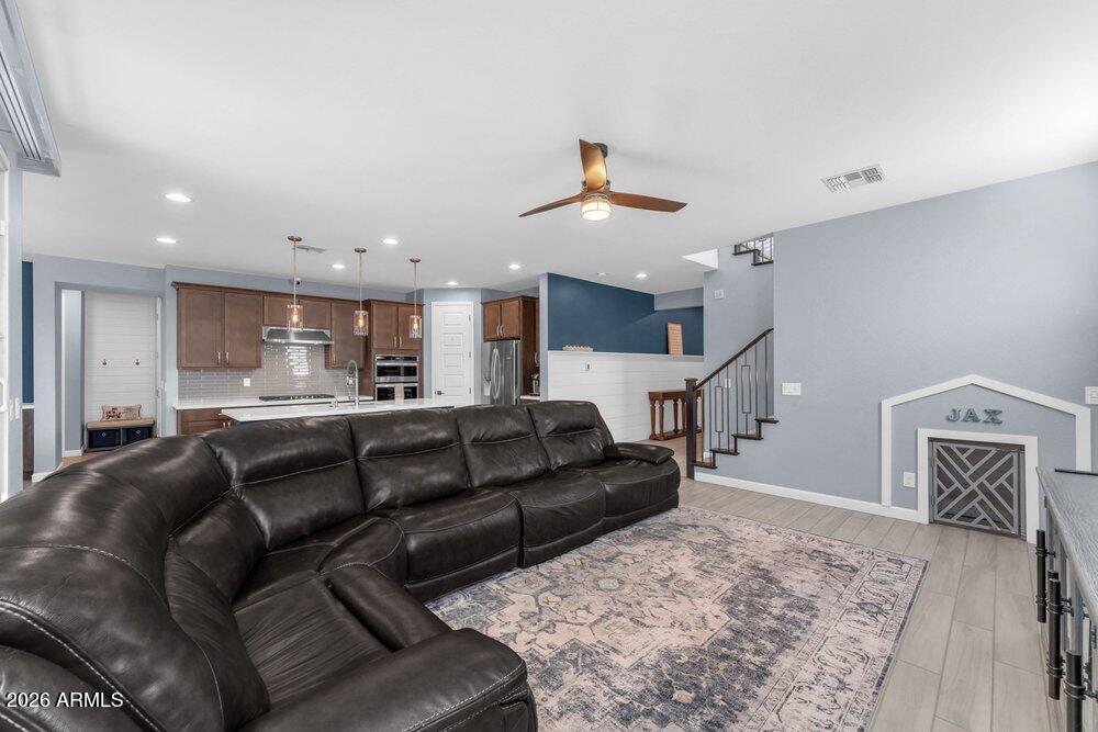 22730 E DOMINGO Road
