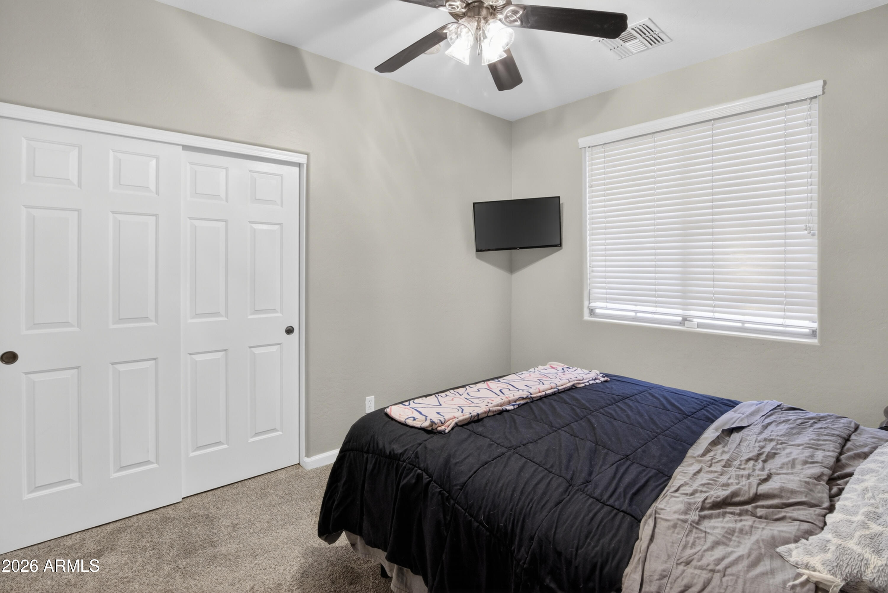 734 W DESERT SEASONS Drive