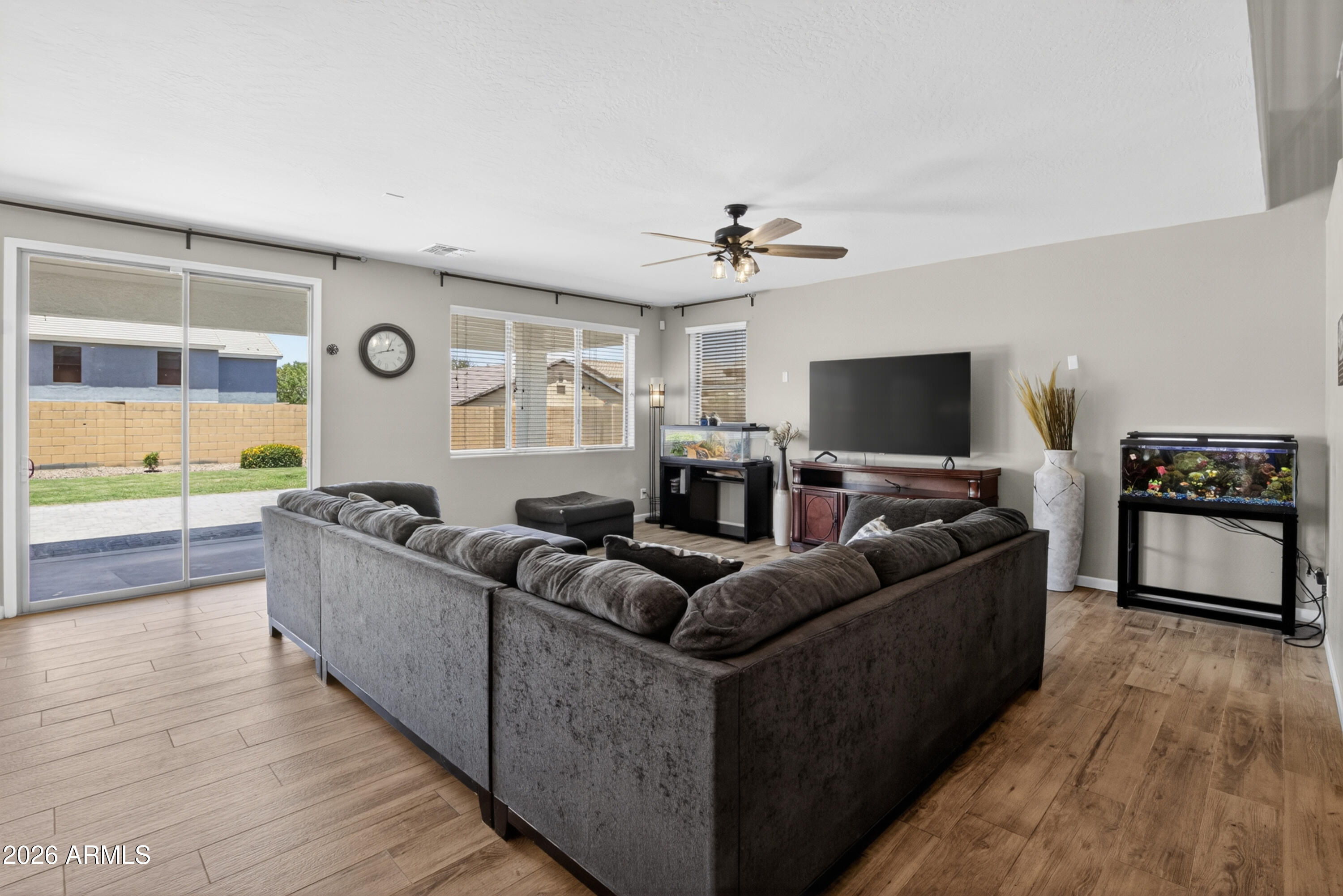 734 W DESERT SEASONS Drive
