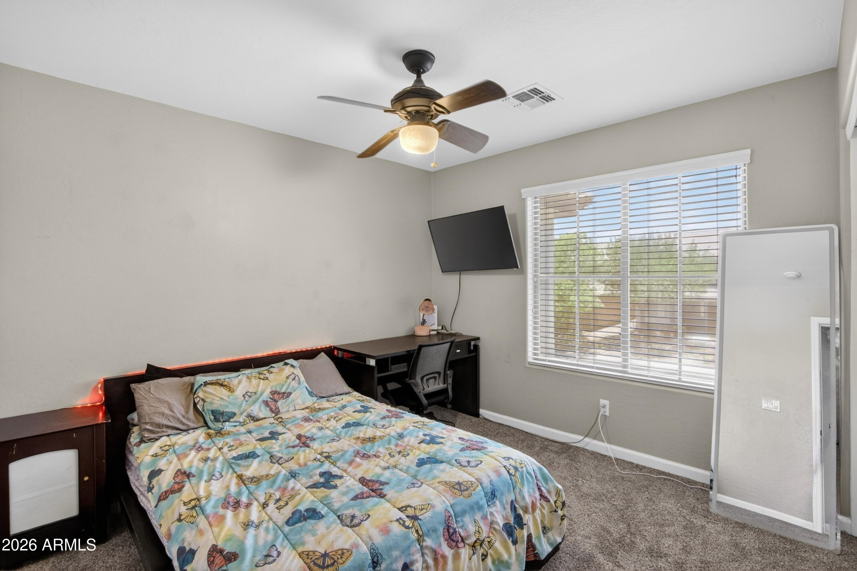 734 W DESERT SEASONS Drive