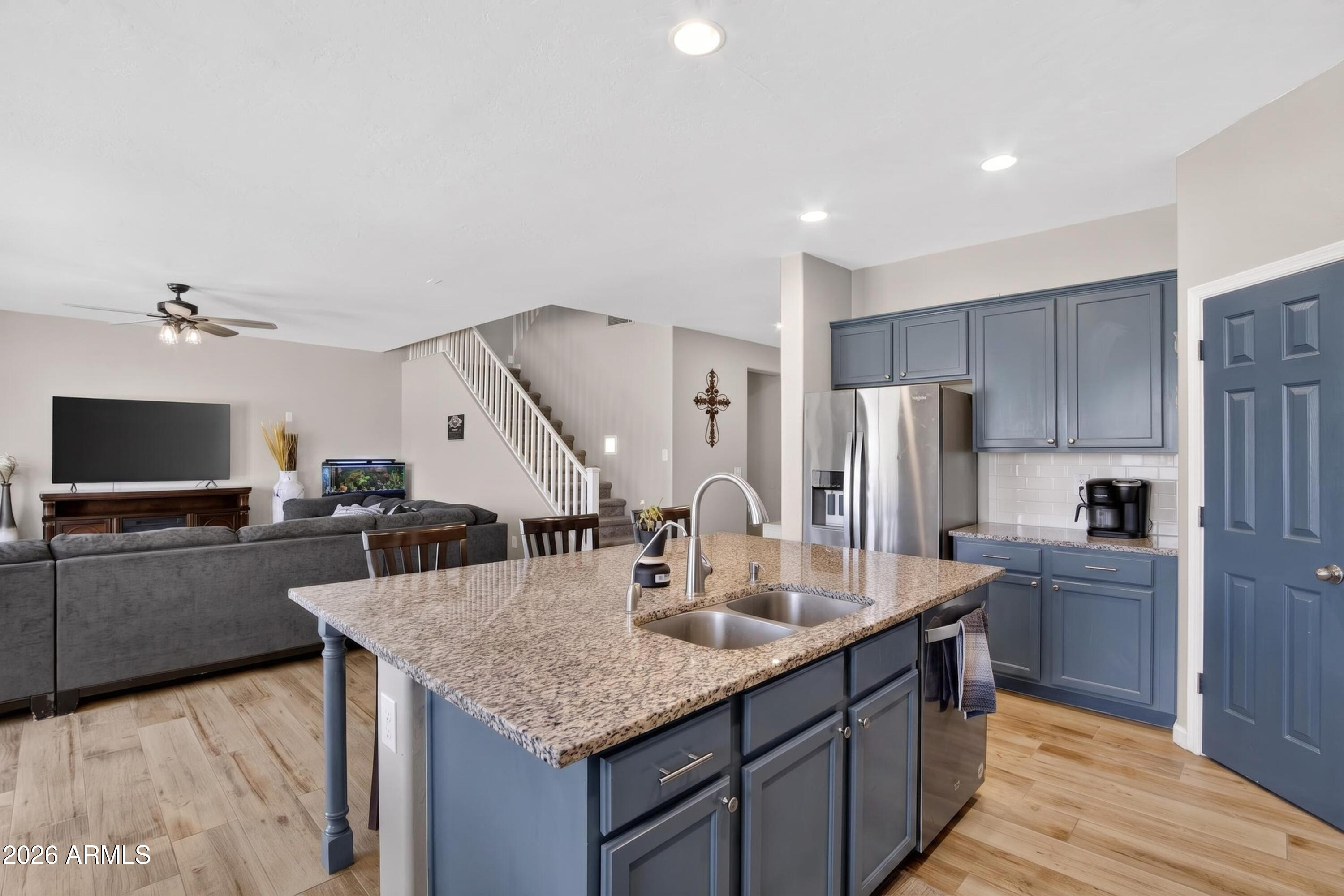 734 W DESERT SEASONS Drive
