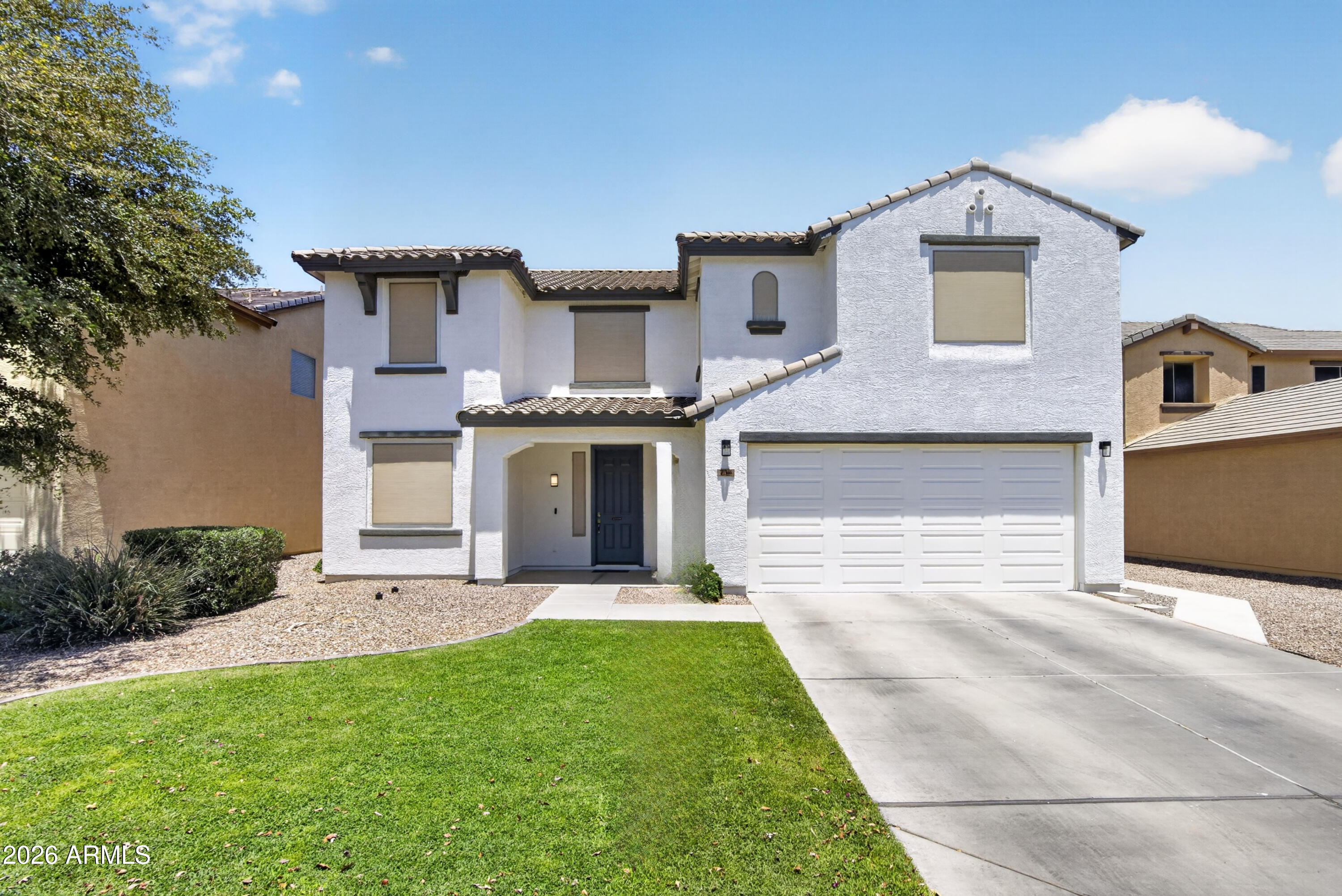 734 W DESERT SEASONS Drive