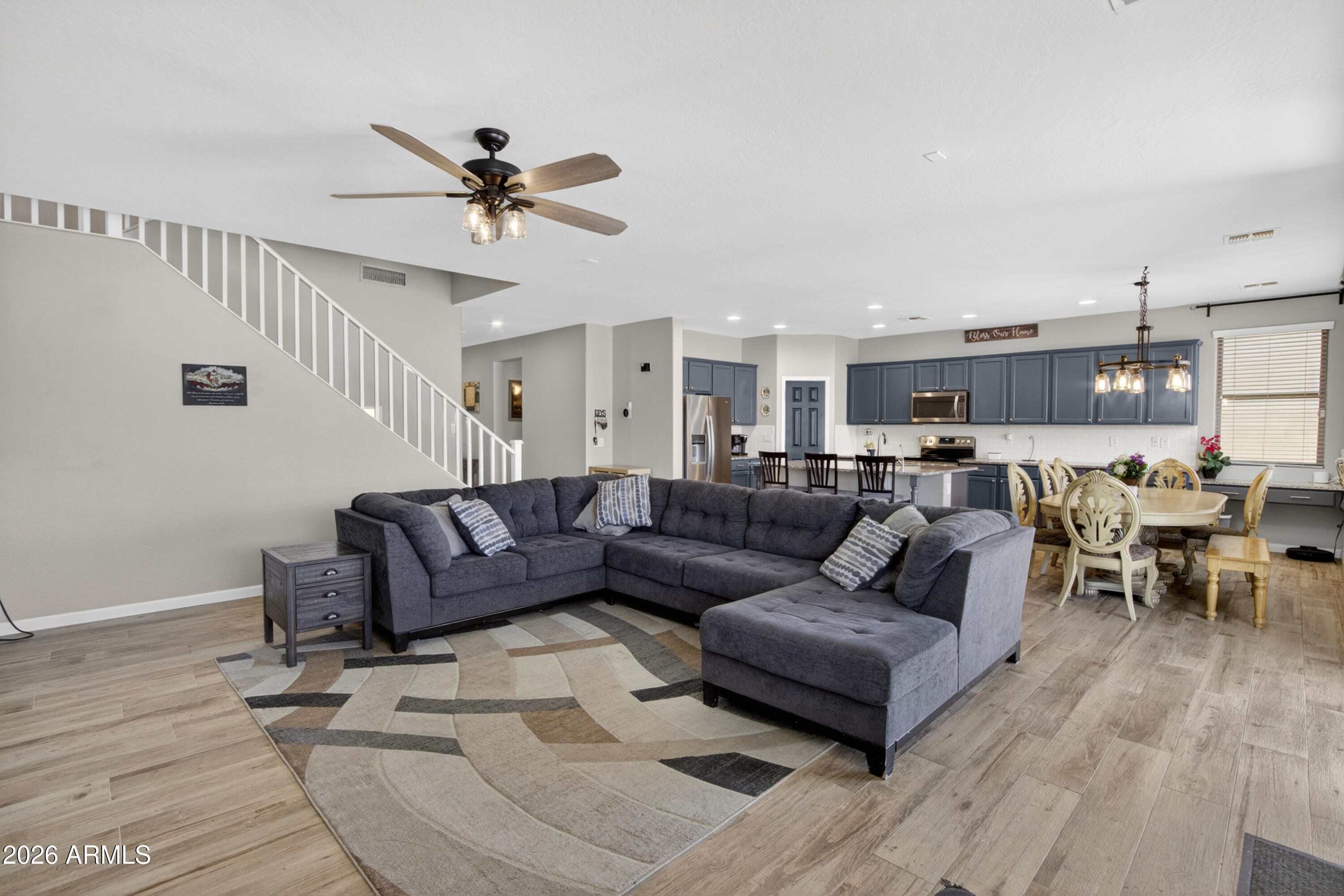 734 W DESERT SEASONS Drive