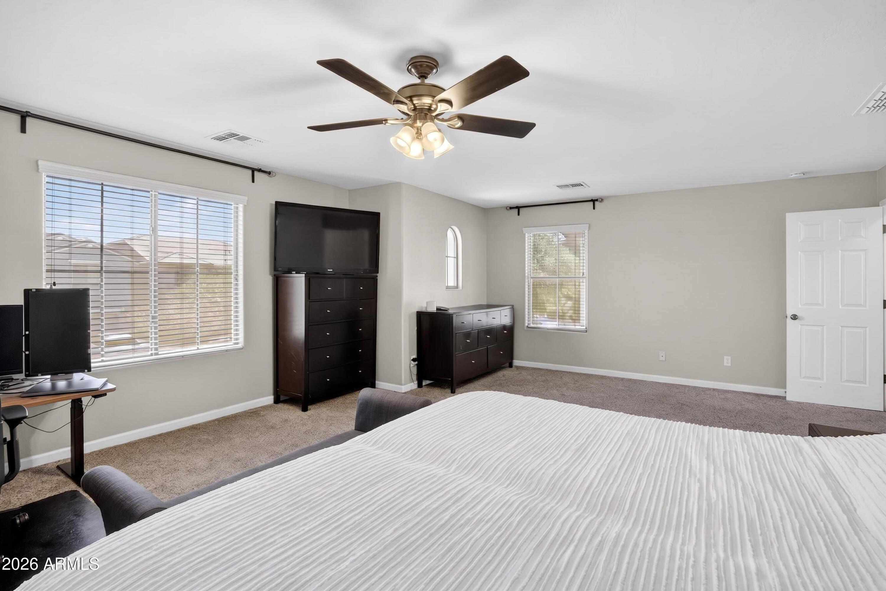 734 W DESERT SEASONS Drive