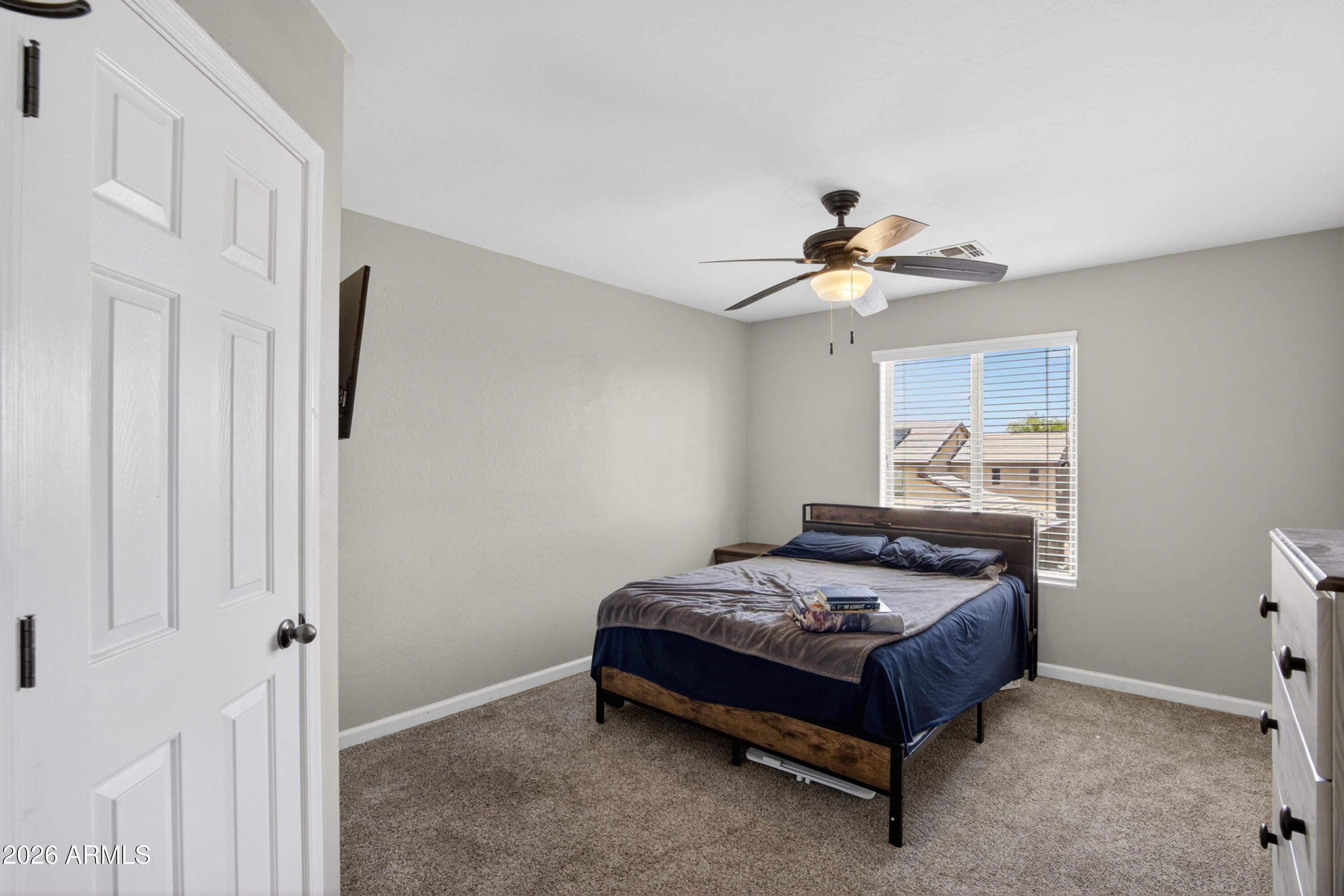 734 W DESERT SEASONS Drive