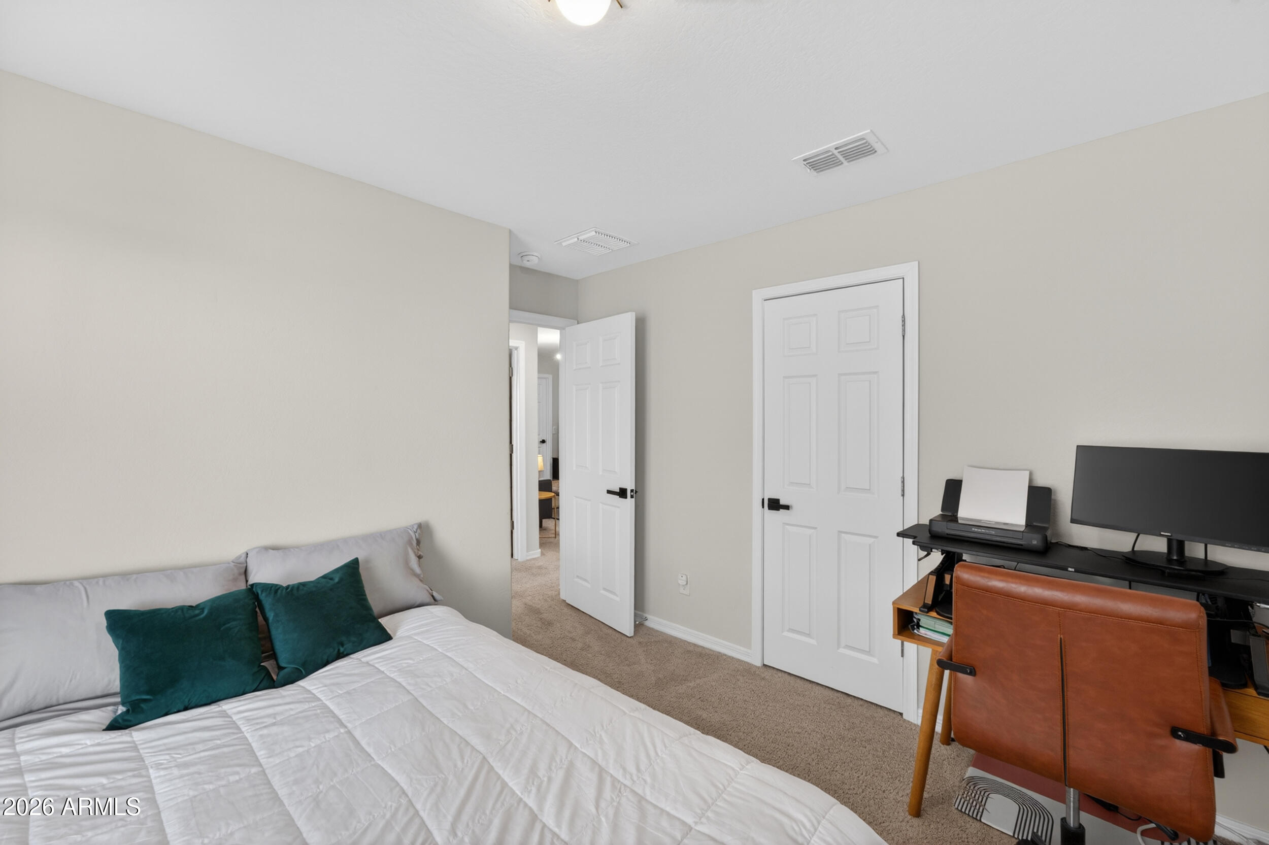 32347 N VERNAL Lane