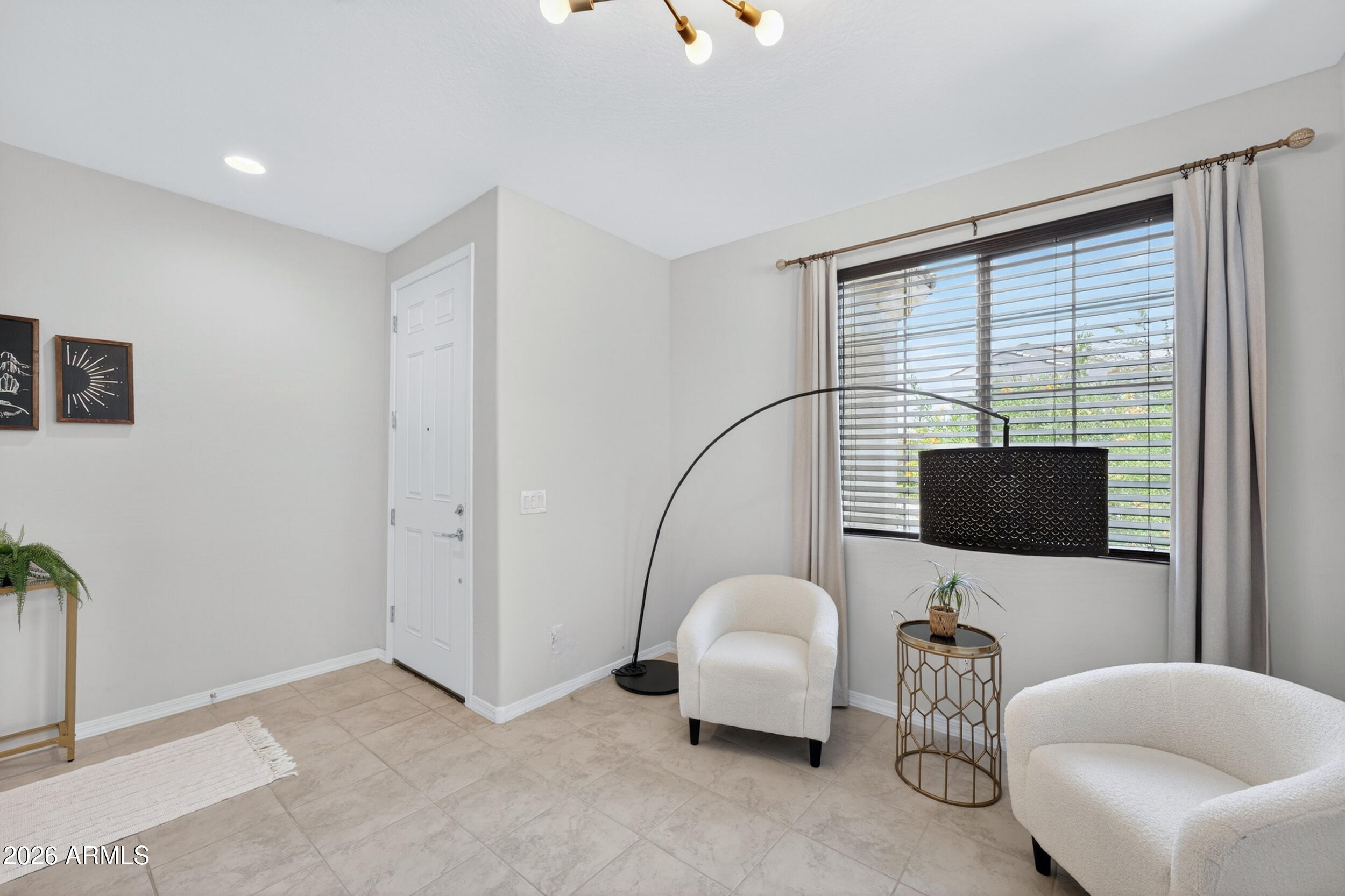 32347 N VERNAL Lane