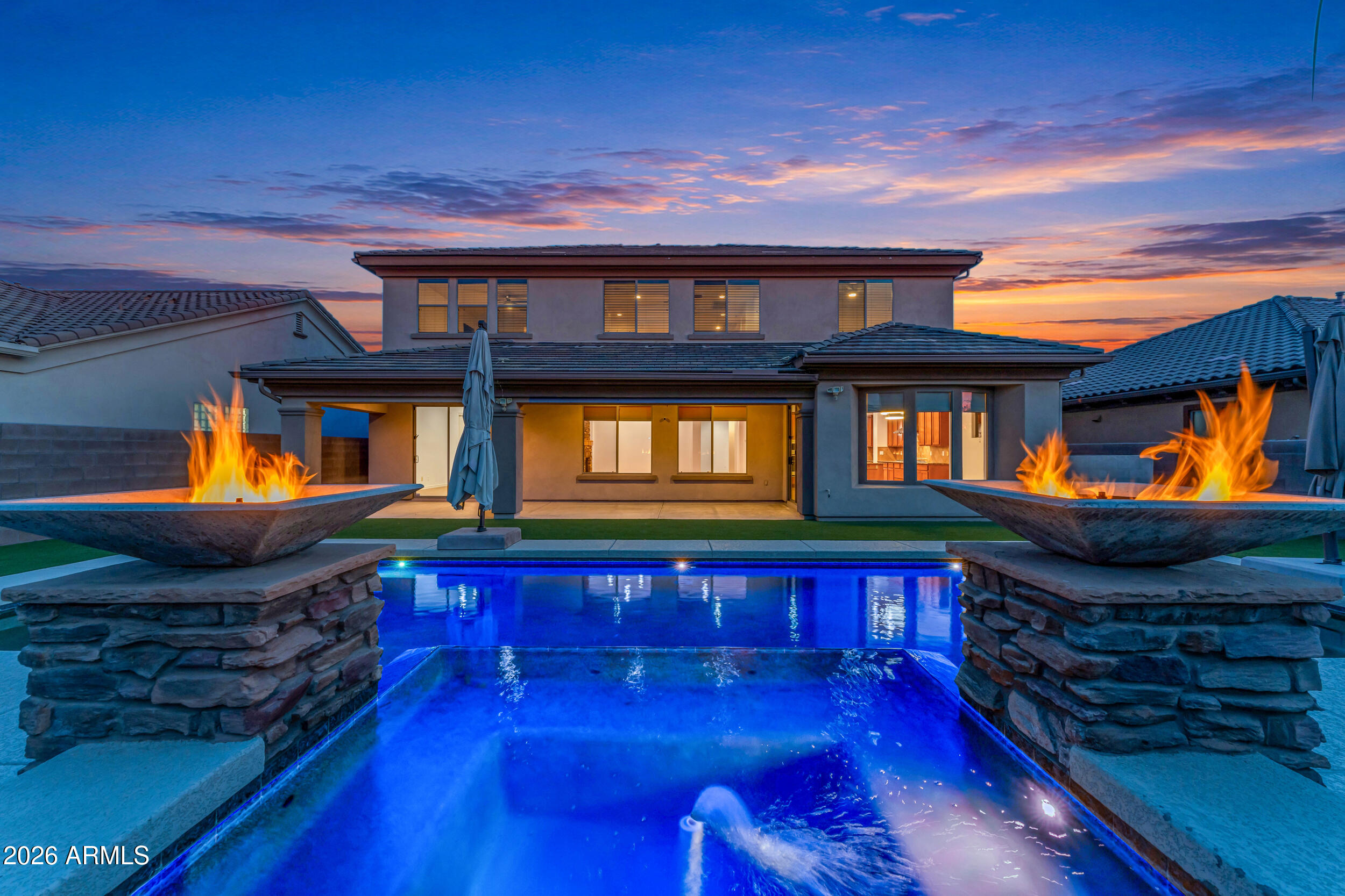 40 W TONTO Drive