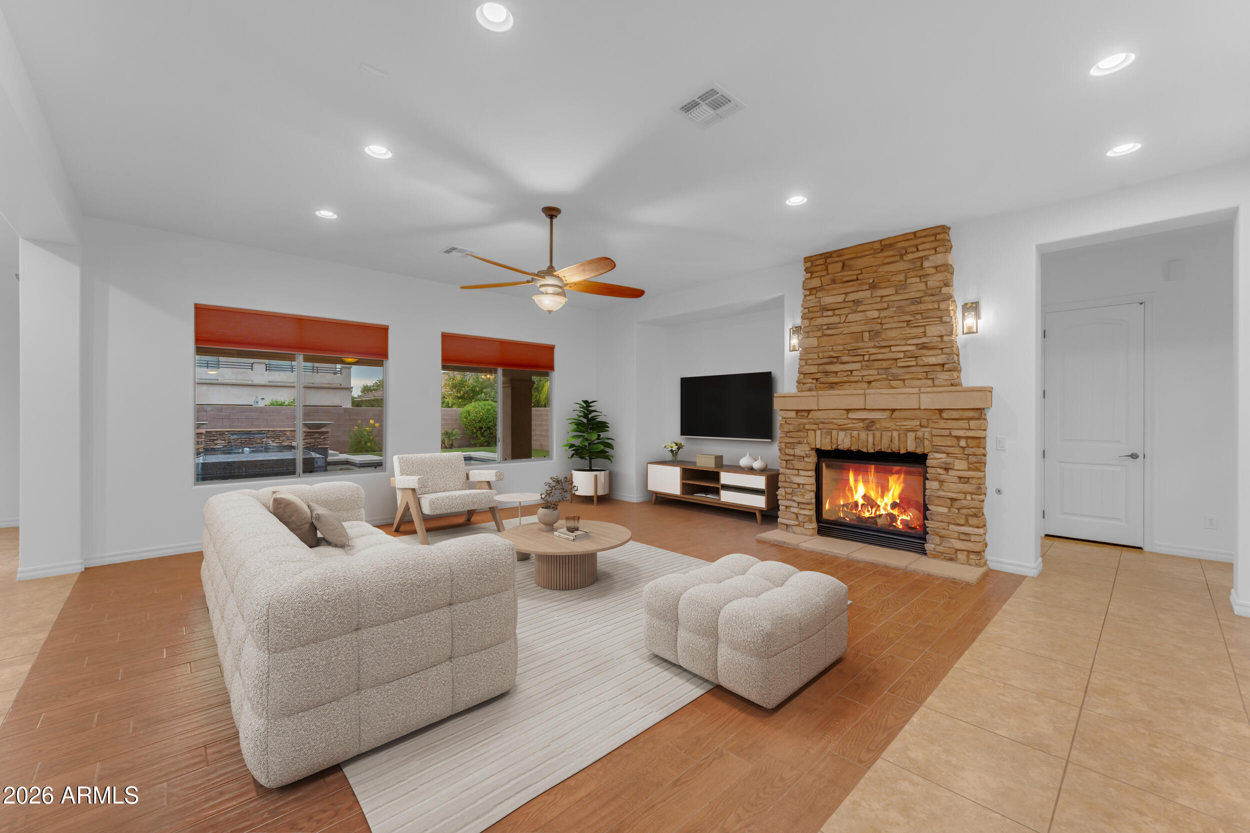 40 W TONTO Drive