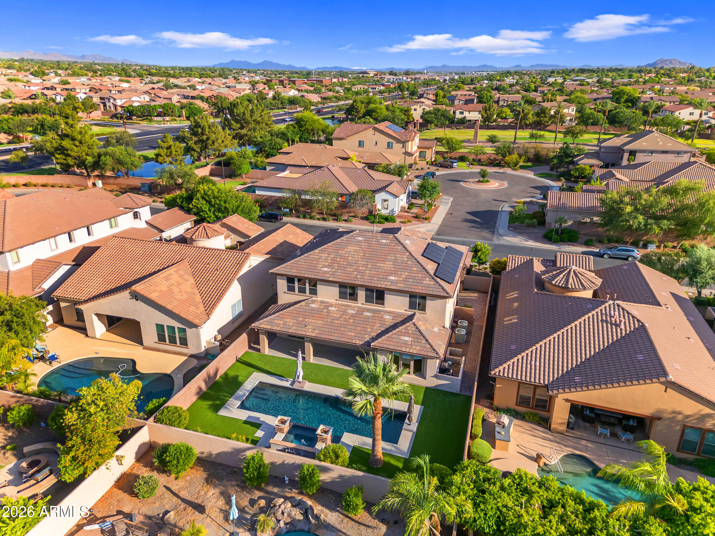 40 W TONTO Drive