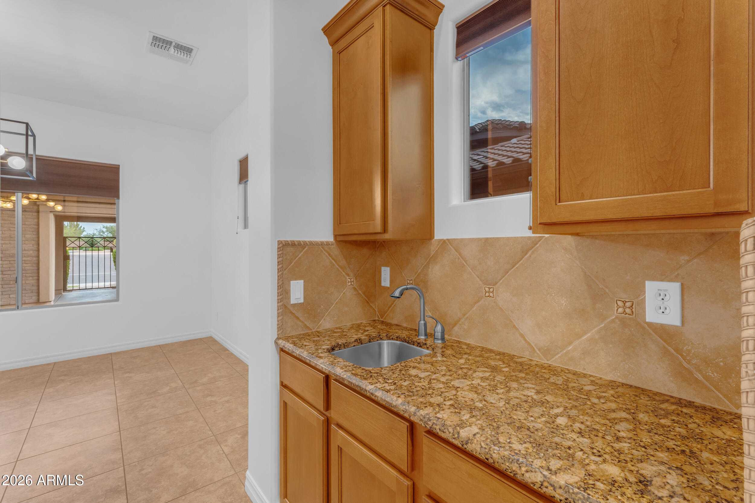40 W TONTO Drive