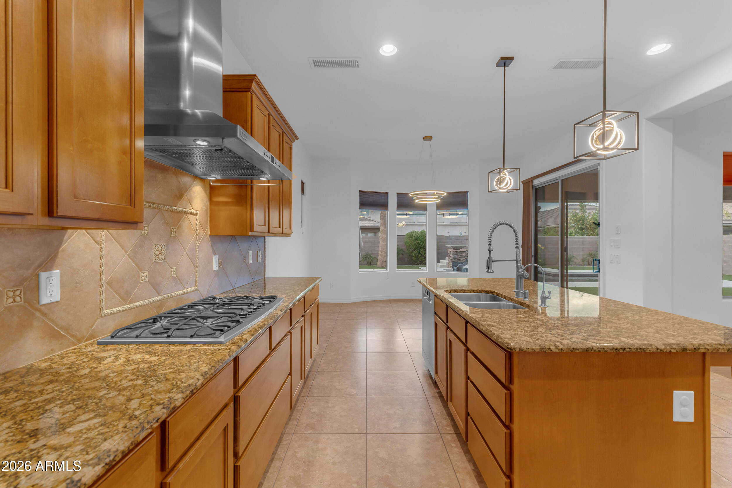 40 W TONTO Drive