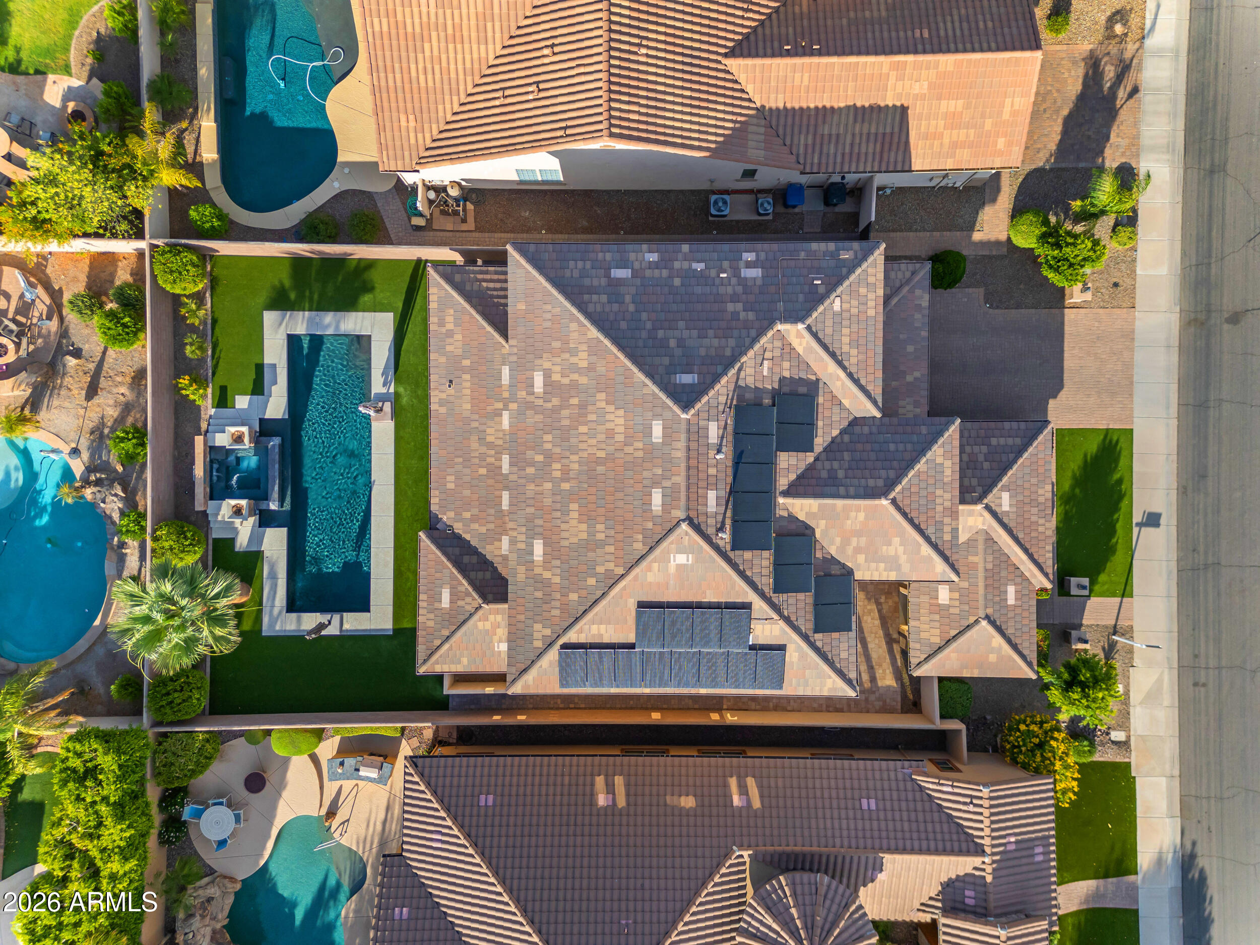 40 W TONTO Drive