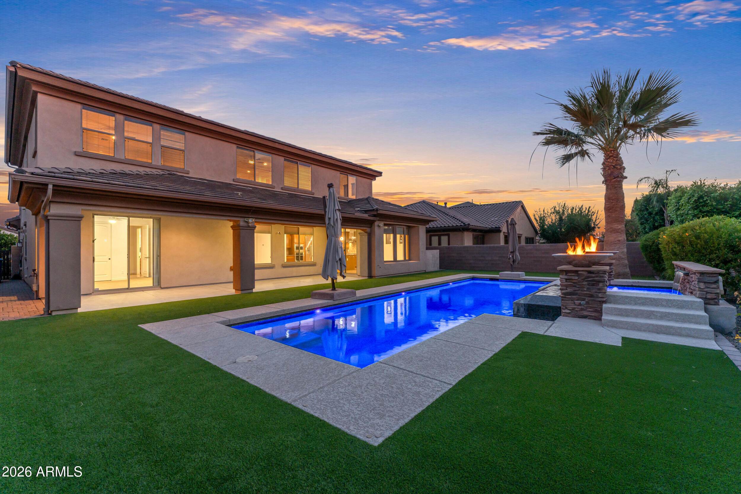 40 W TONTO Drive