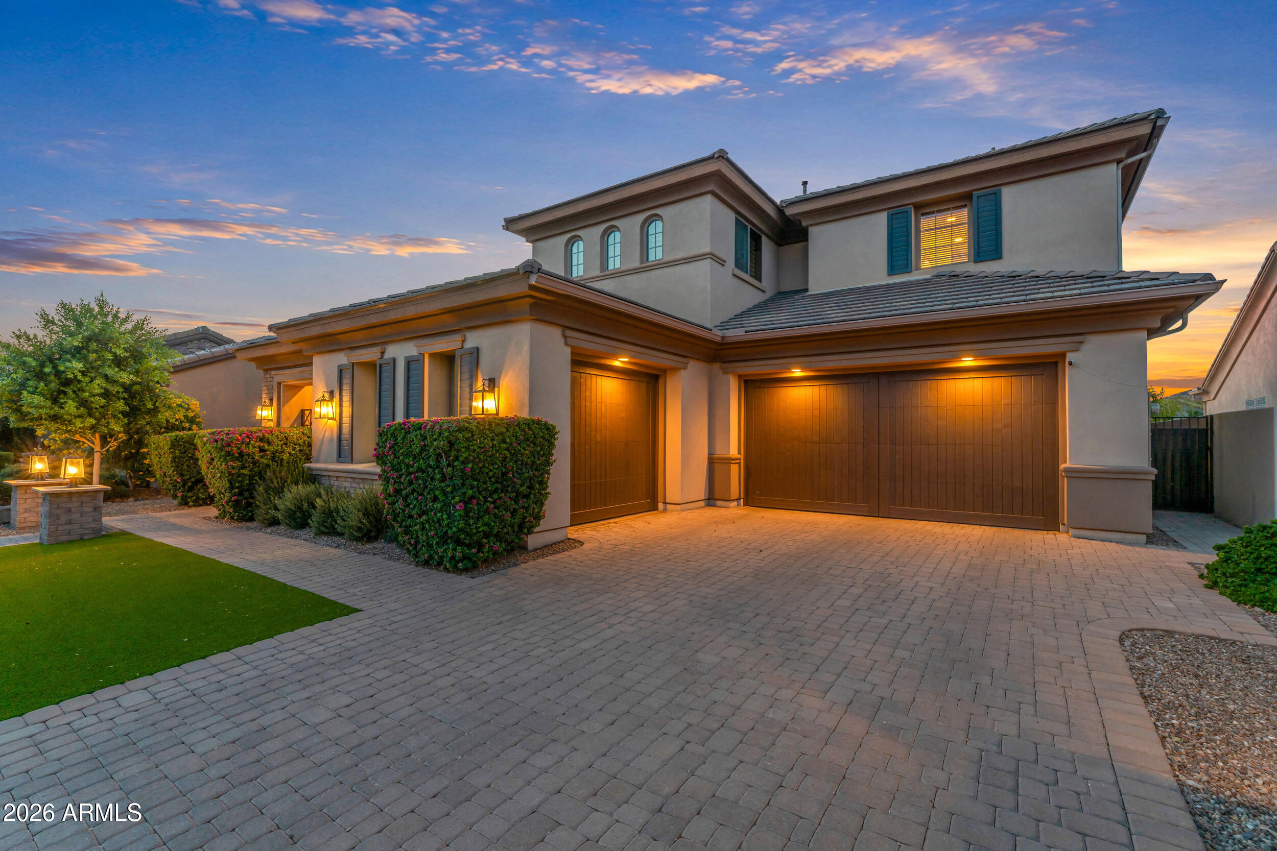 40 W TONTO Drive