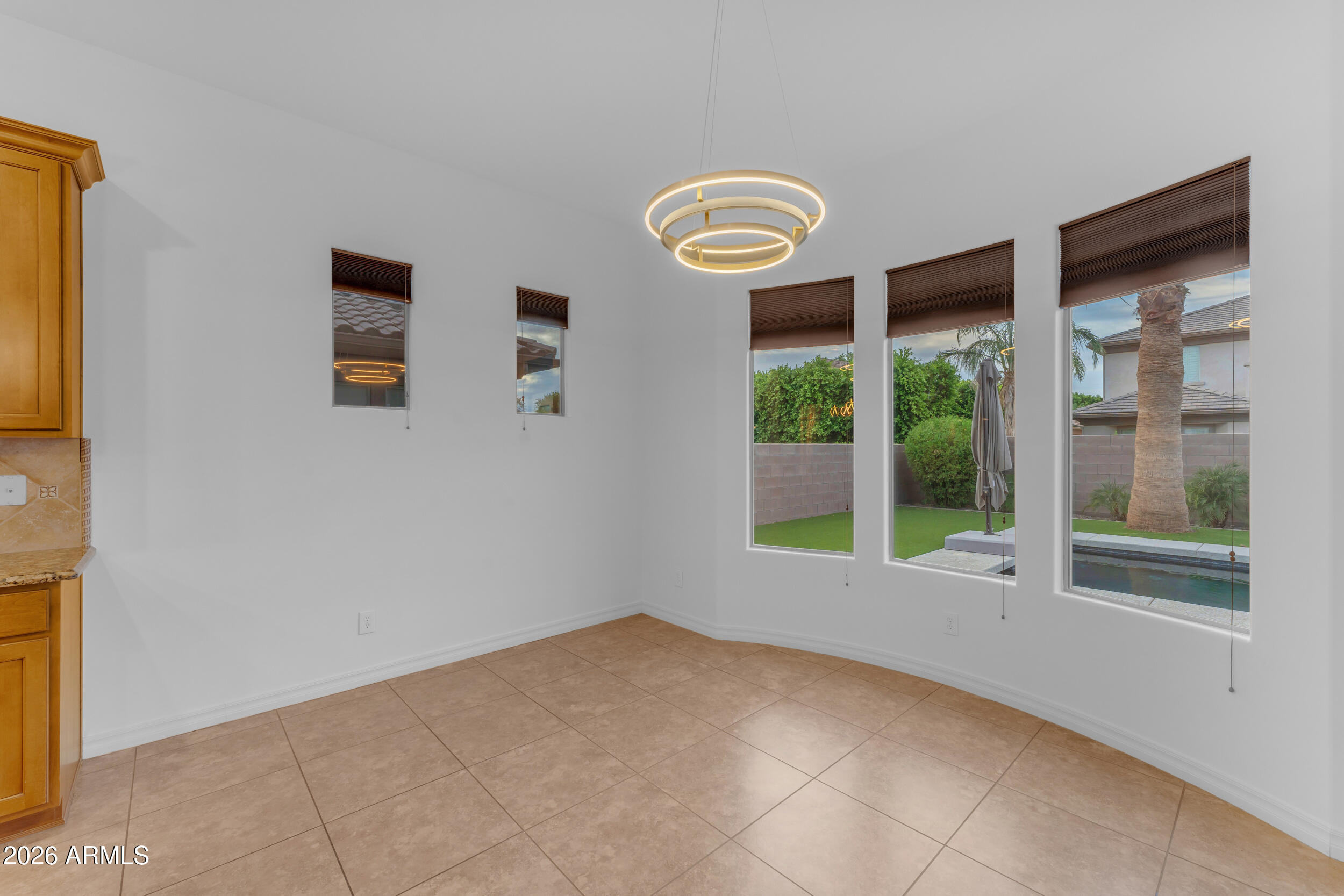 40 W TONTO Drive