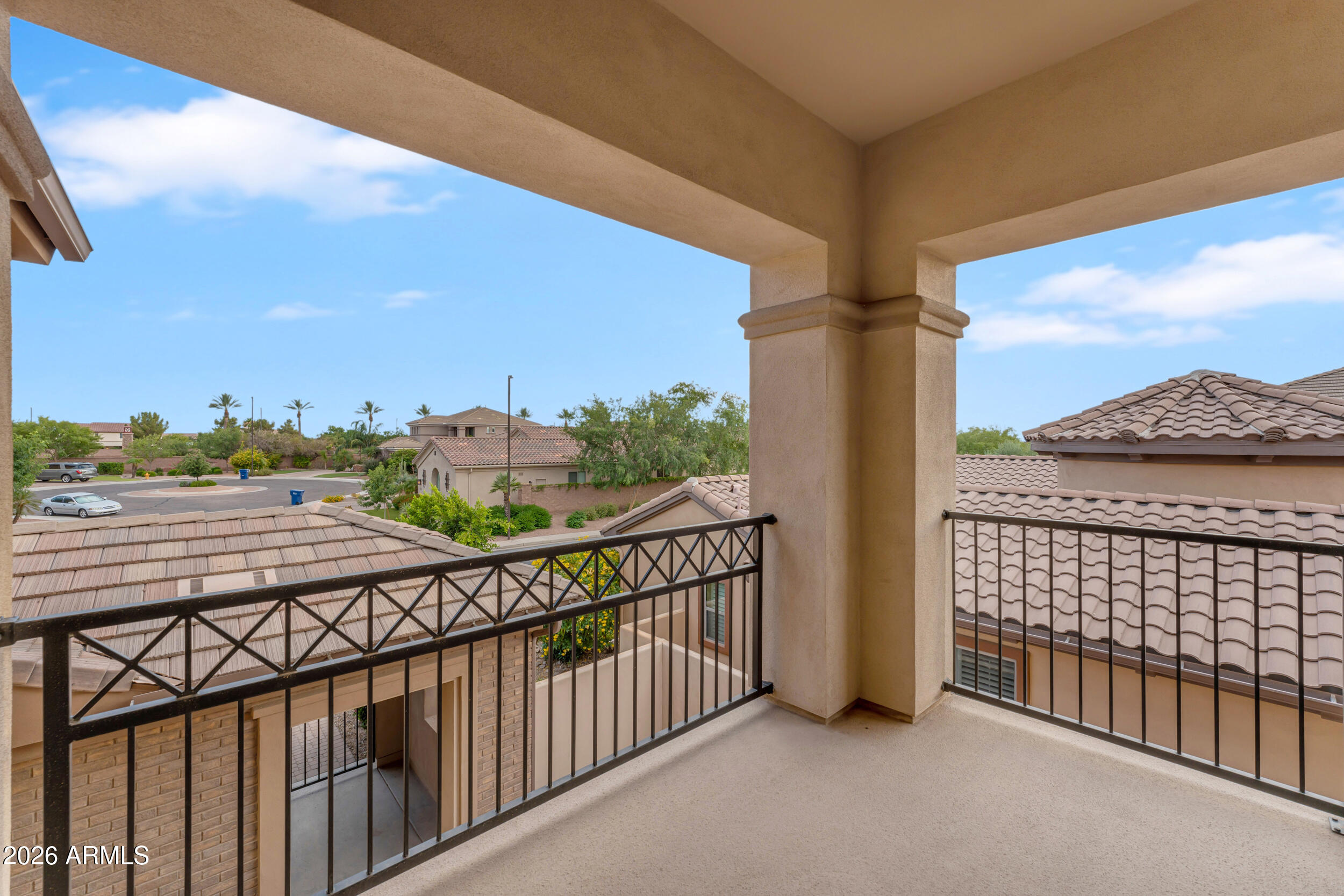40 W TONTO Drive