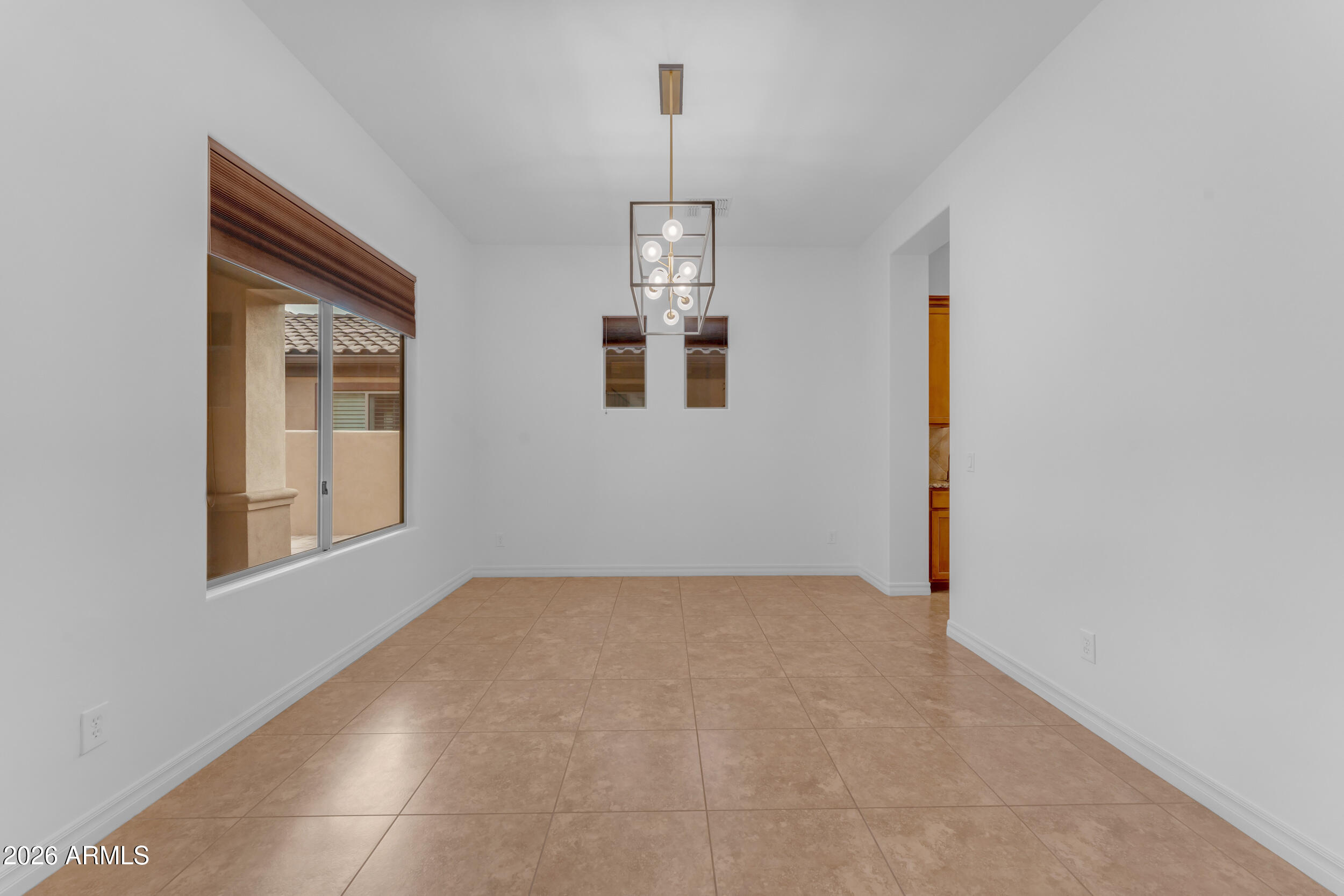 40 W TONTO Drive