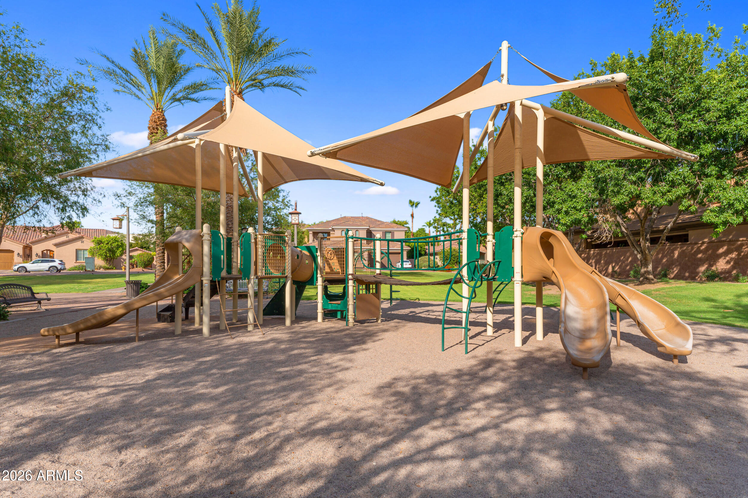 40 W TONTO Drive