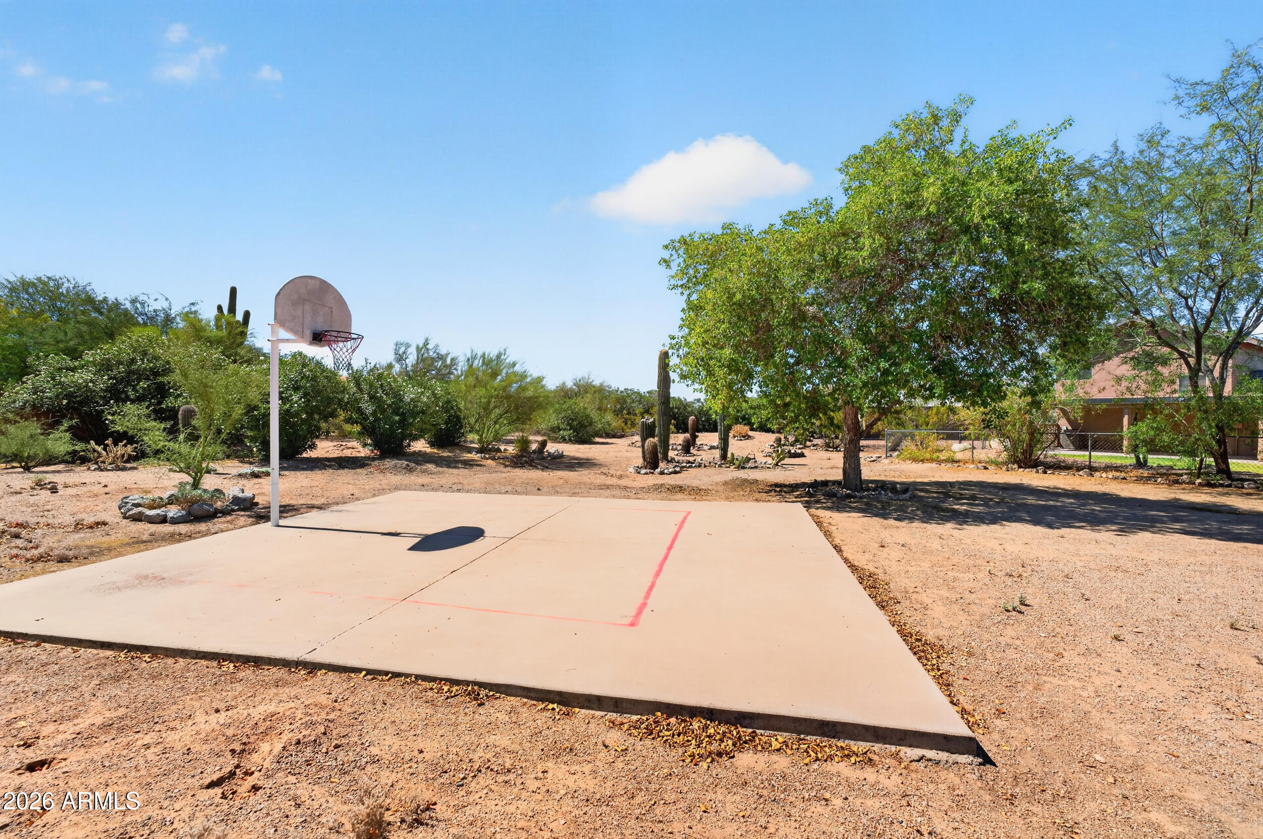 2839 N SOSSAMAN Road
