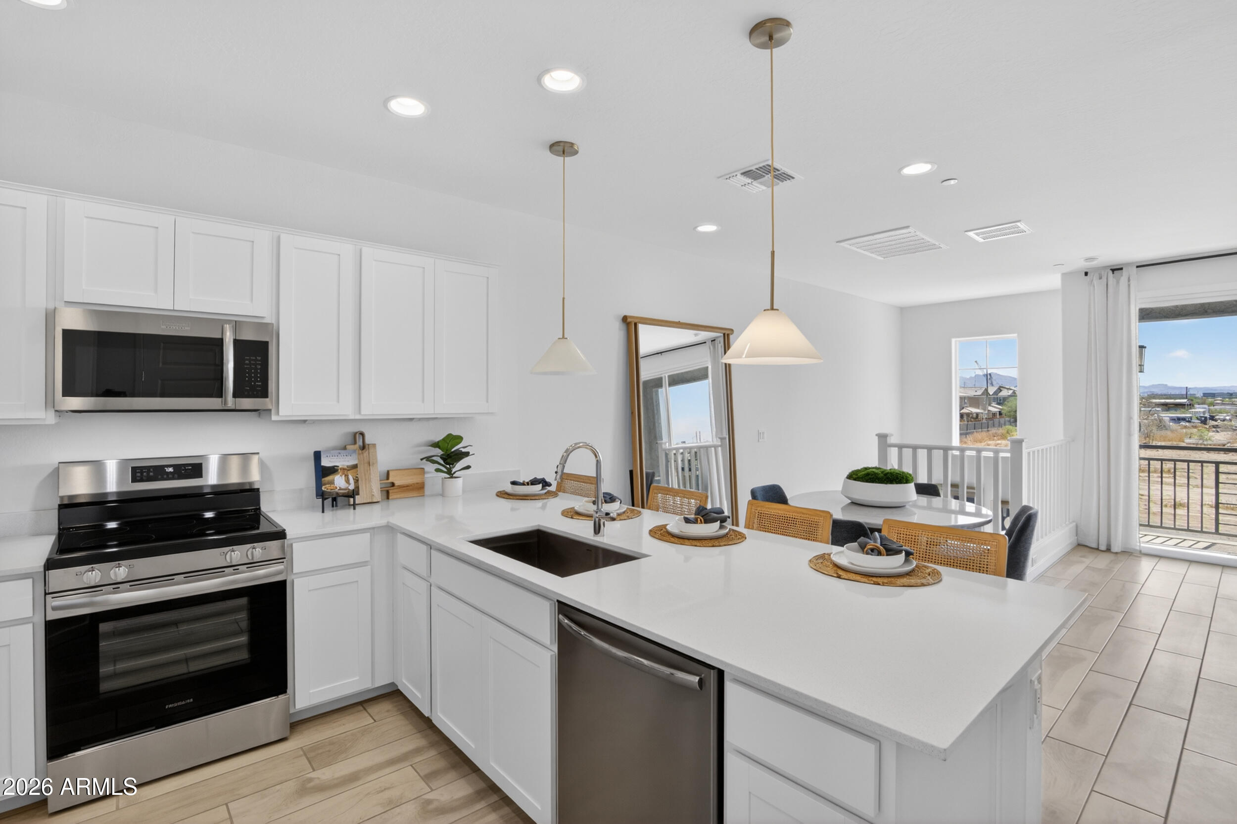 8149 E PETUNIA Avenue 1100