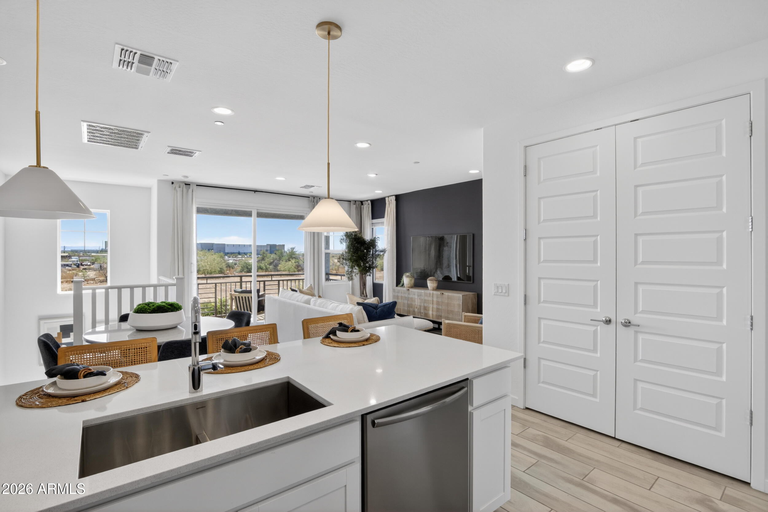 8149 E PETUNIA Avenue 1100