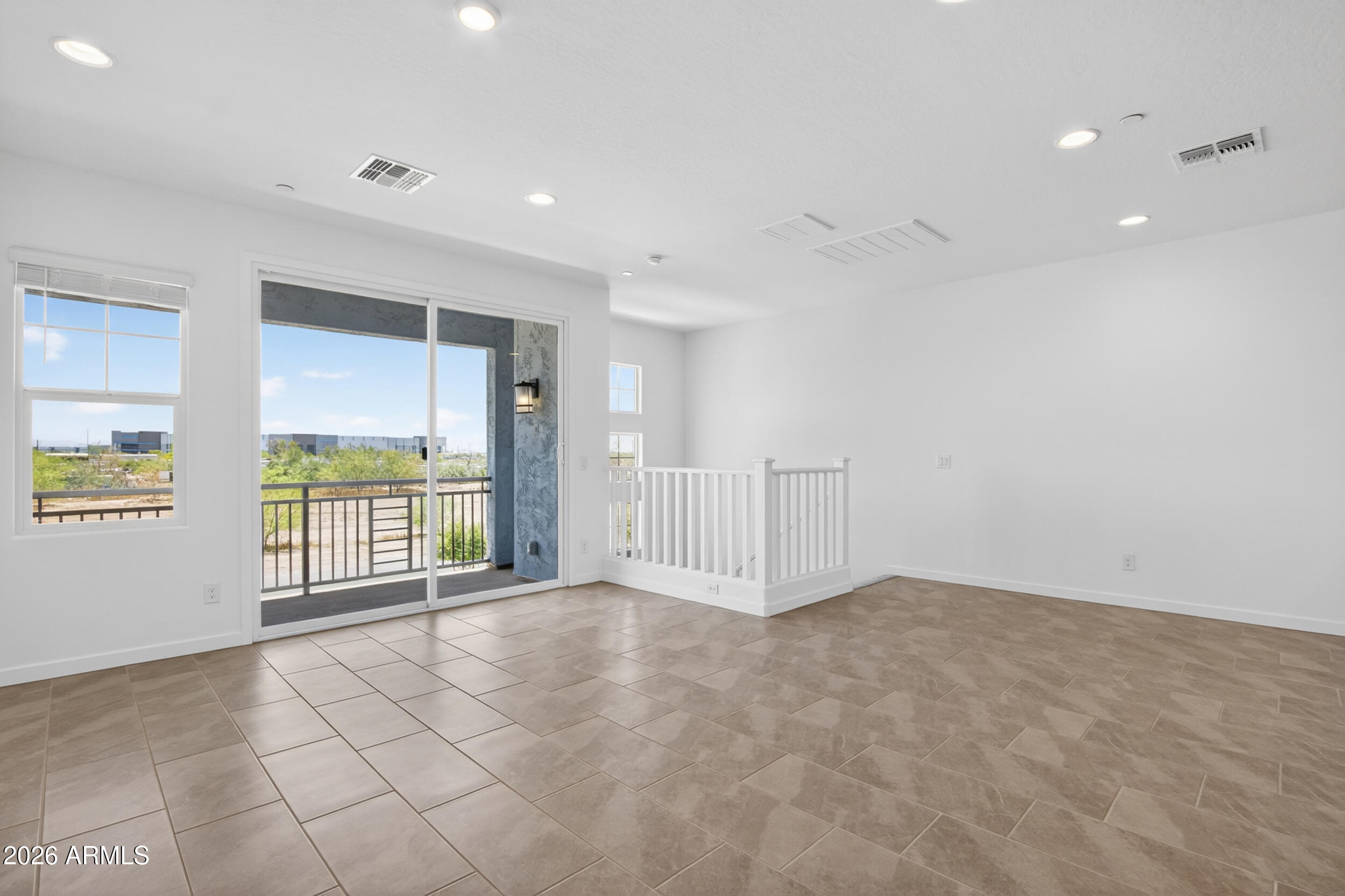 8149 E PETUNIA Avenue 1102