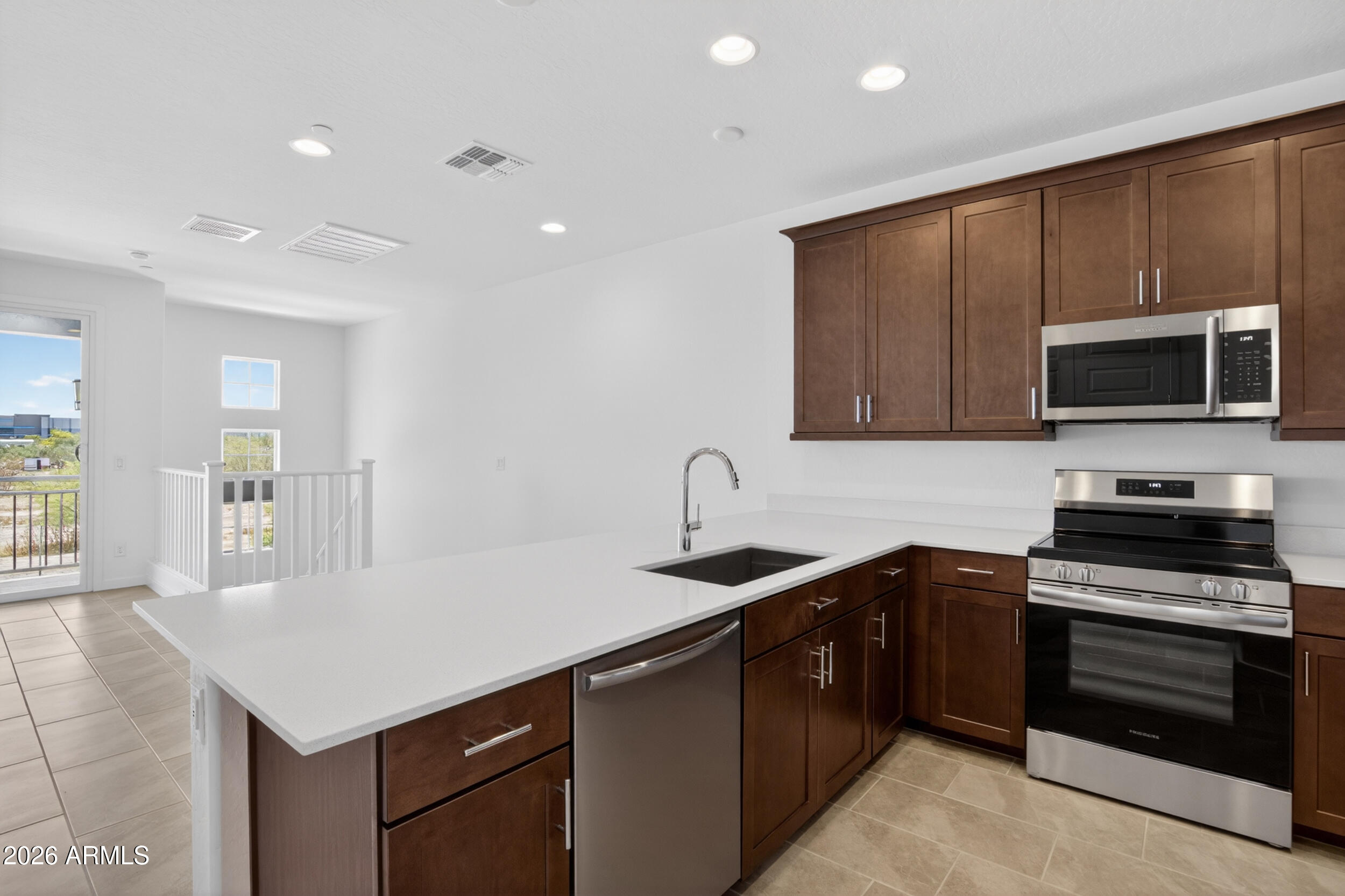 8149 E PETUNIA Avenue 1102