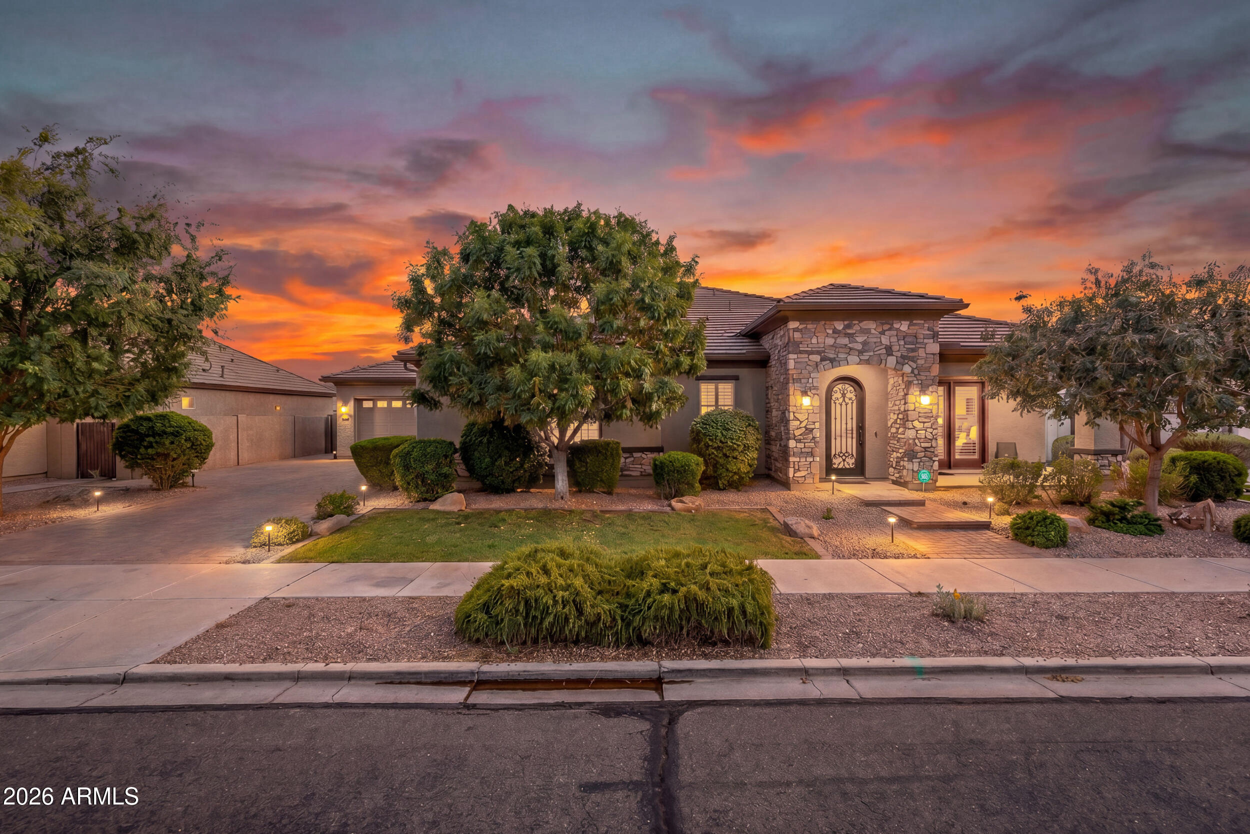 22549 E SENTIERO Court