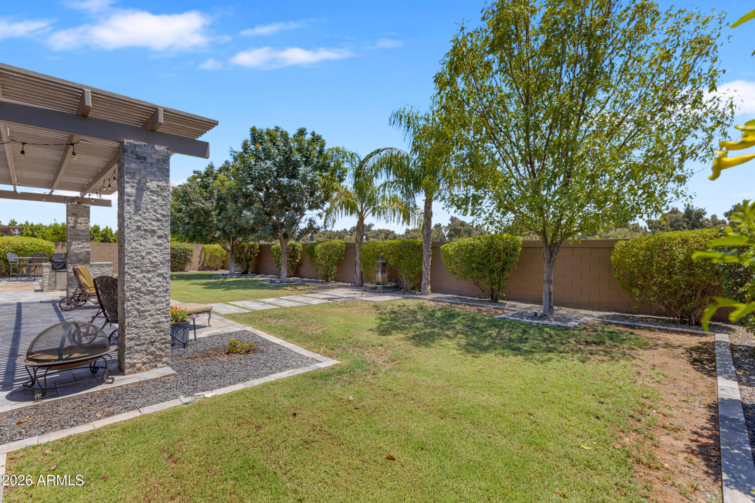 22549 E SENTIERO Court