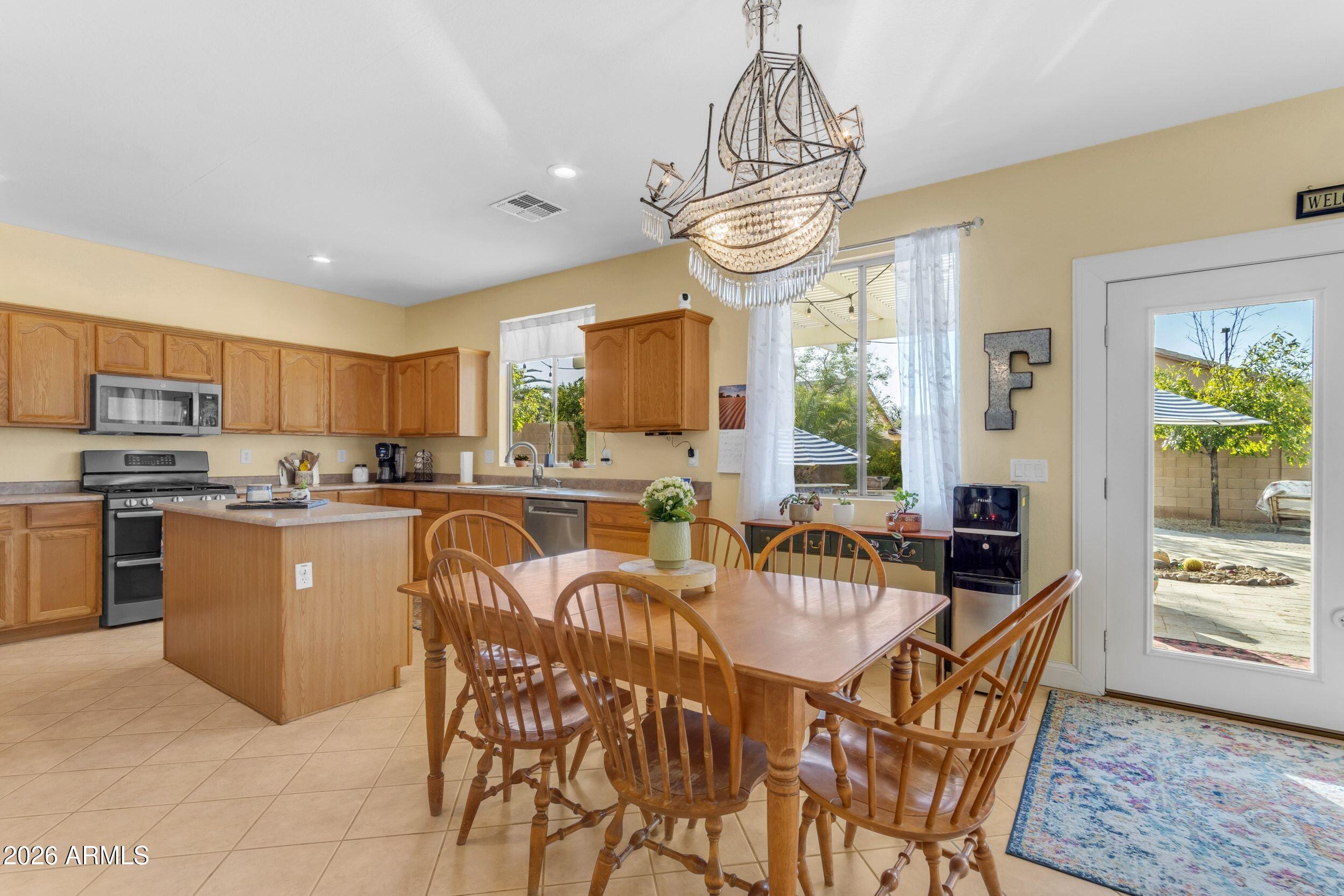 4238 E RAINBOW Drive