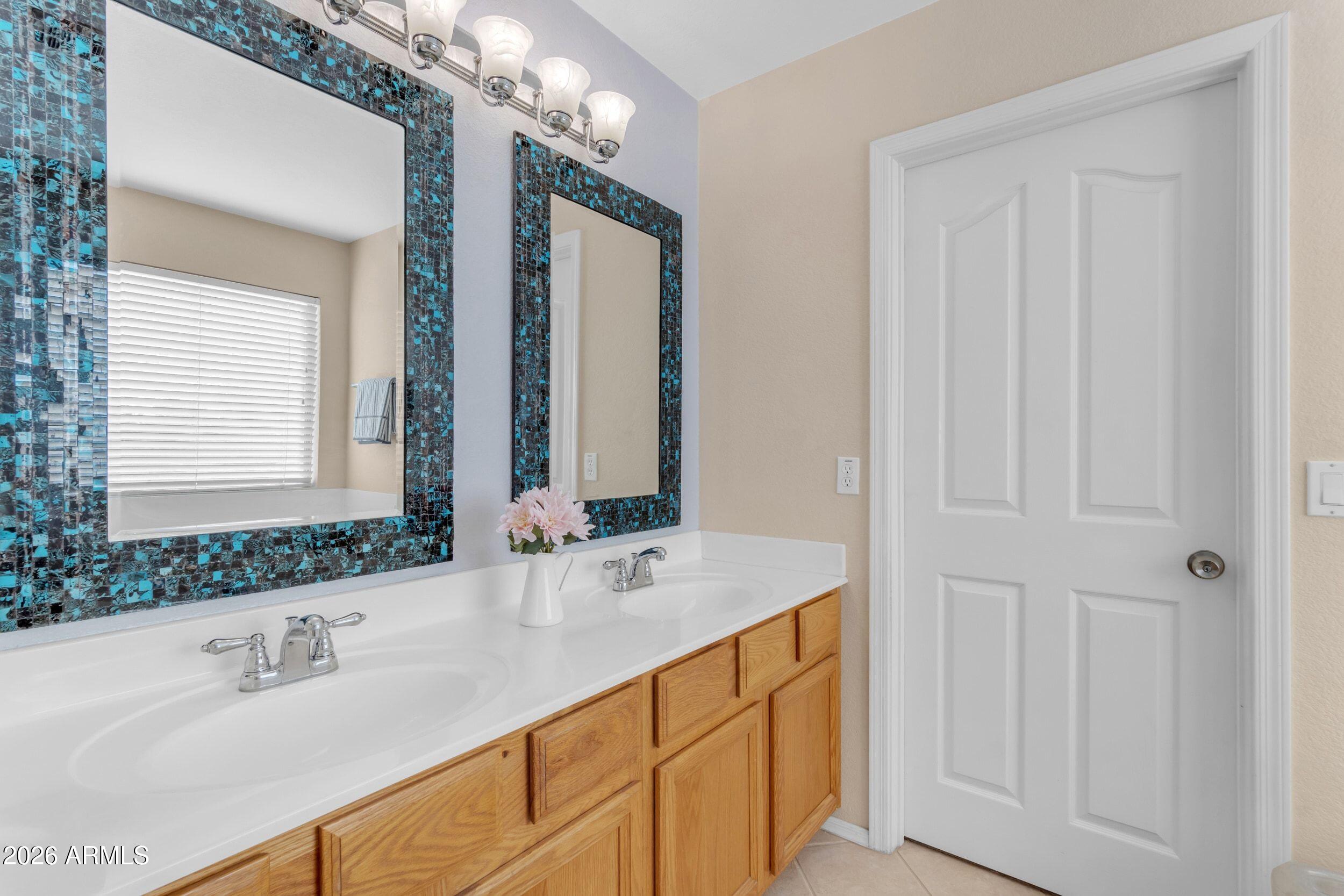 4238 E RAINBOW Drive
