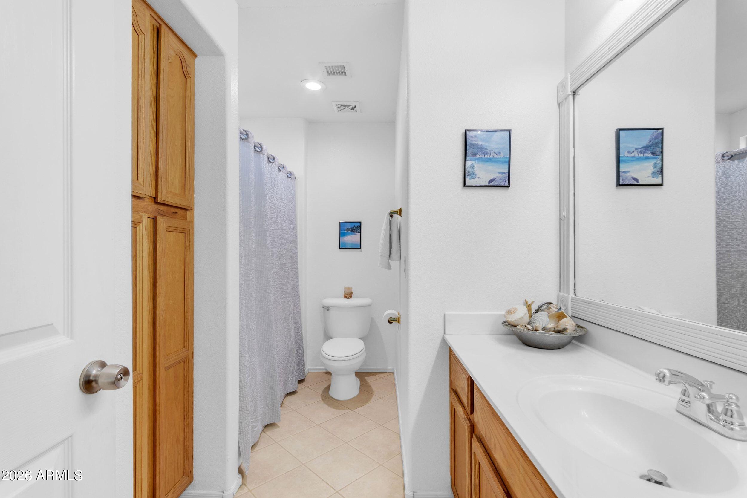 4238 E RAINBOW Drive