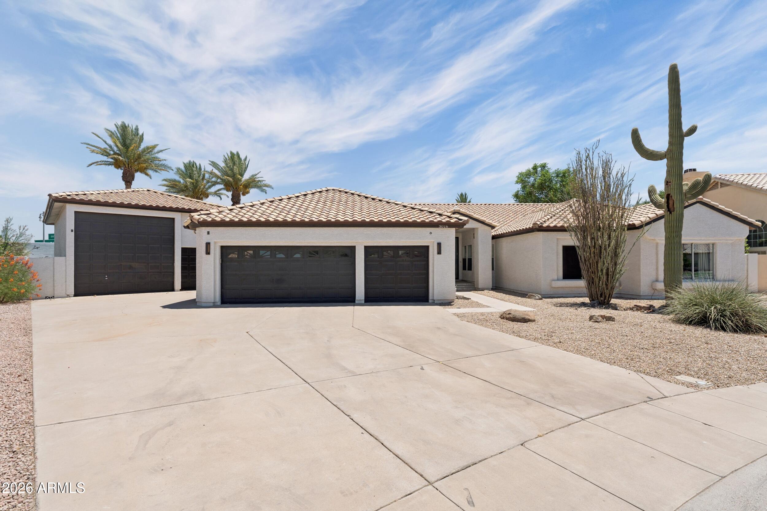 3016 W Ironwood Circle